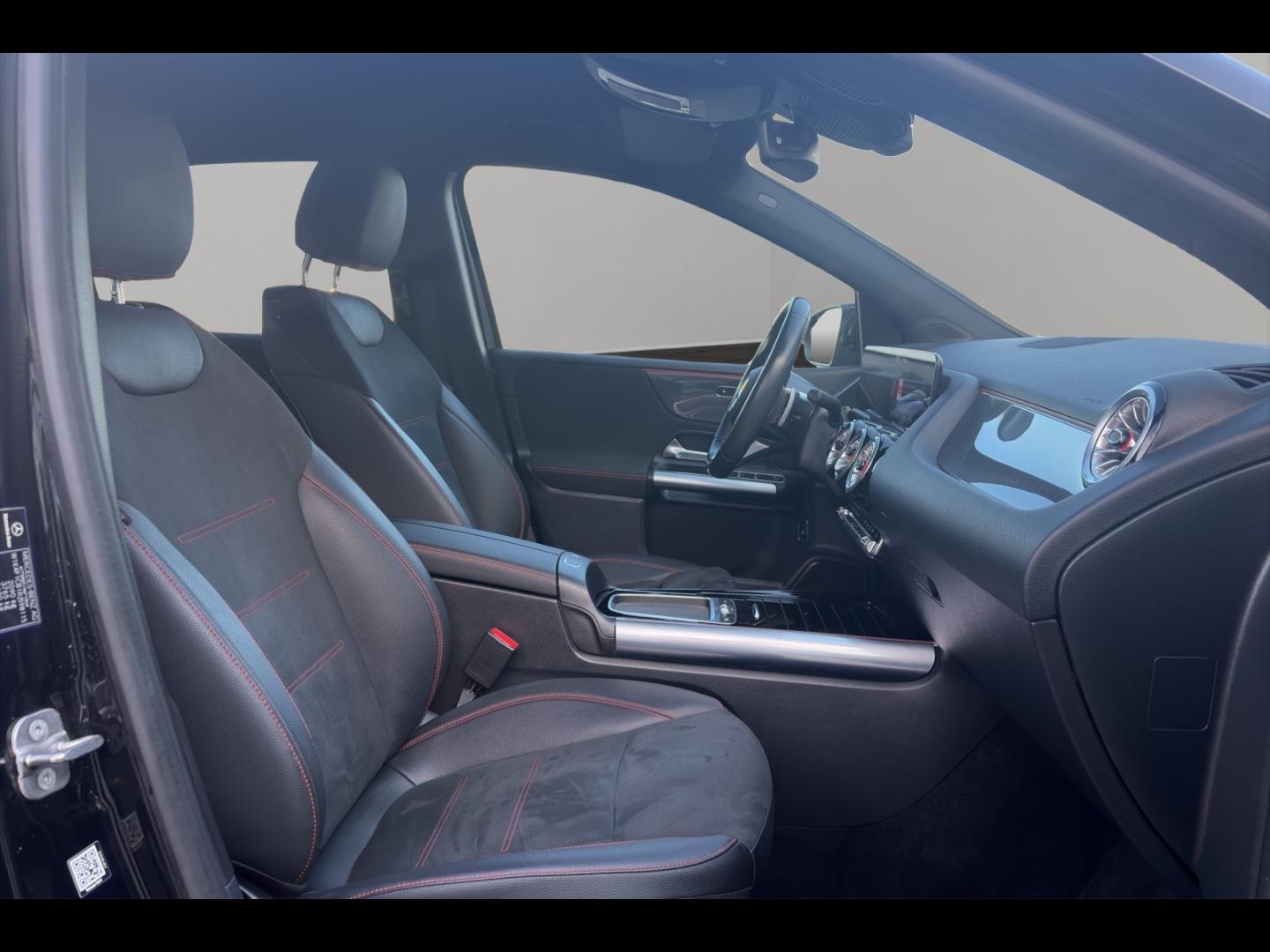 Image MERCEDES-BENZ Classe B 200d 150ch AMG Line 8G-DCT