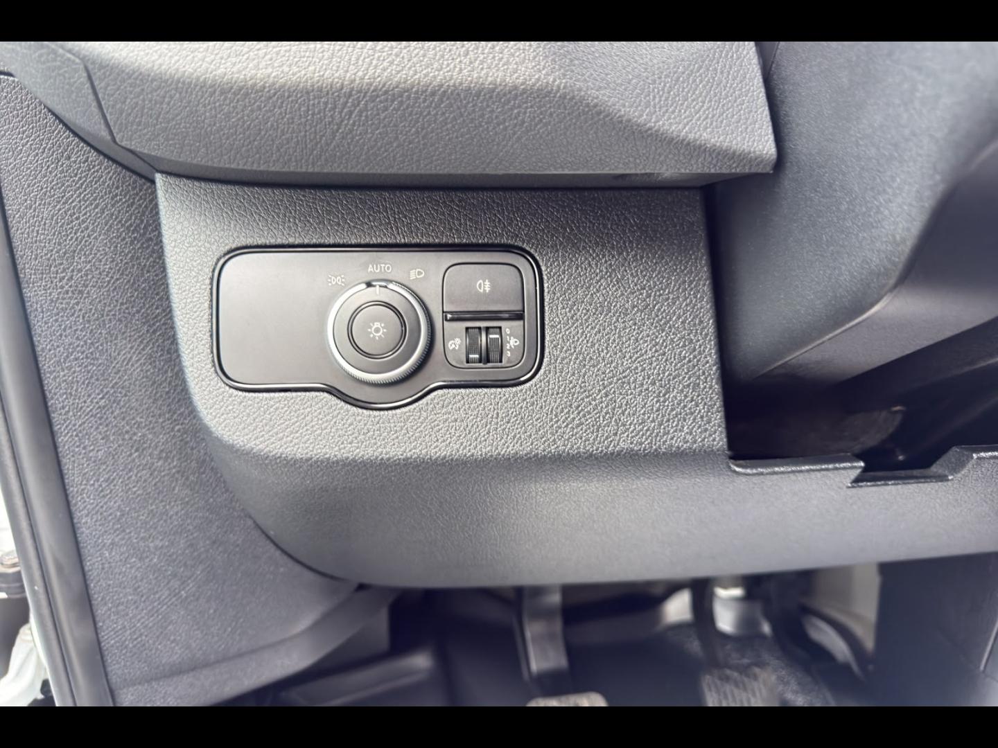Image MERCEDES-BENZ Sprinter Fg 315 CDI 43 3T2 Pro Propulsion Léger