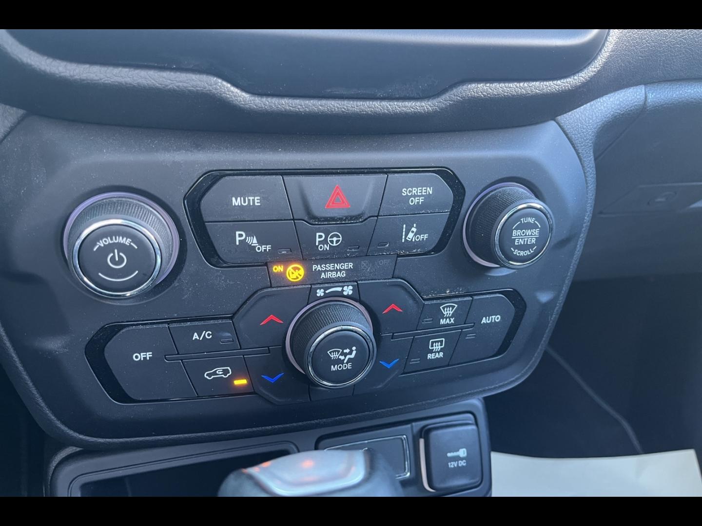 Image JEEP Renegade 1.5 Turbo T4 130ch MHEV Upland BVR7 MY22