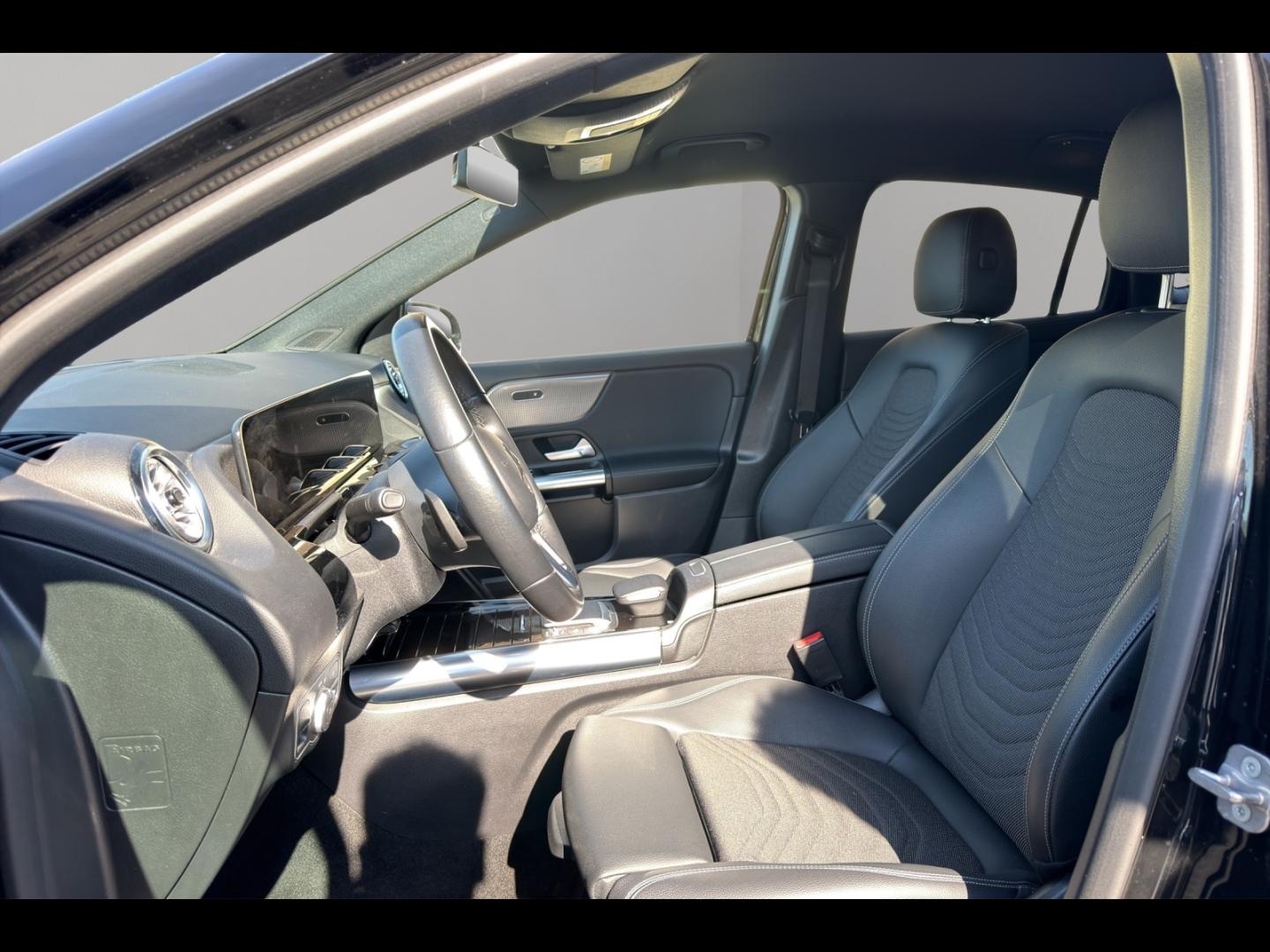 Image MERCEDES-BENZ GLA 200 d 150ch Business Line 8G-DCT