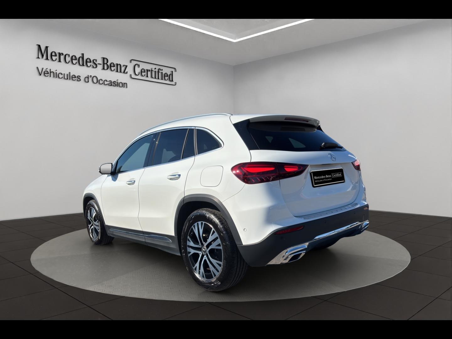 Image MERCEDES-BENZ GLA 200 163ch Progressive Line 7G-DCT