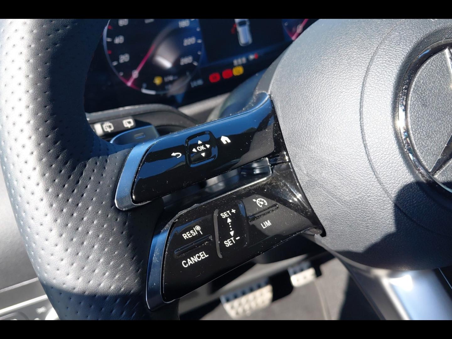 Image MERCEDES-BENZ GLA 200 d 150ch AMG Line 8G-DCT