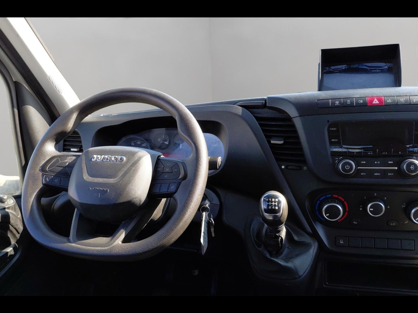 Image IVECO Daily CCb 35C16H empattement 3750 3.0 Tor
