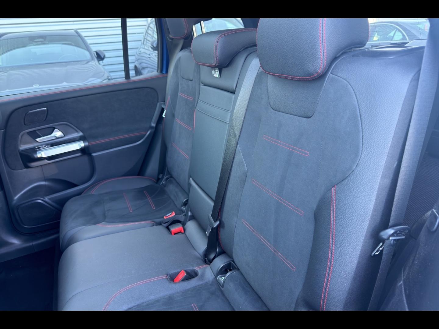 Image MERCEDES-BENZ GLB 200 d 150ch AMG Line 8G-DCT
