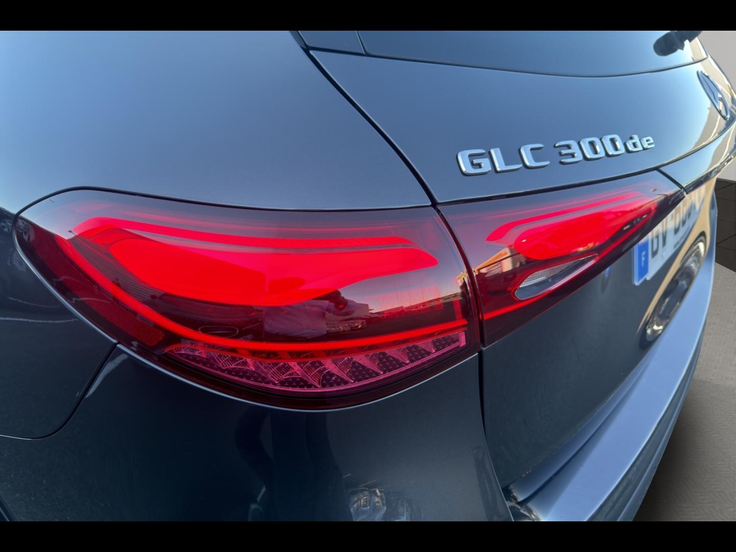 Image MERCEDES-BENZ GLC 300 de Hybrid 333ch AMG Line 4Matic 9G-Tronic