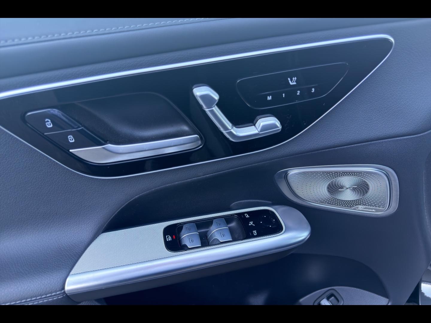 Image MERCEDES-BENZ GLC 300 de Hybrid 333ch AMG Line 4Matic 9G-Tronic