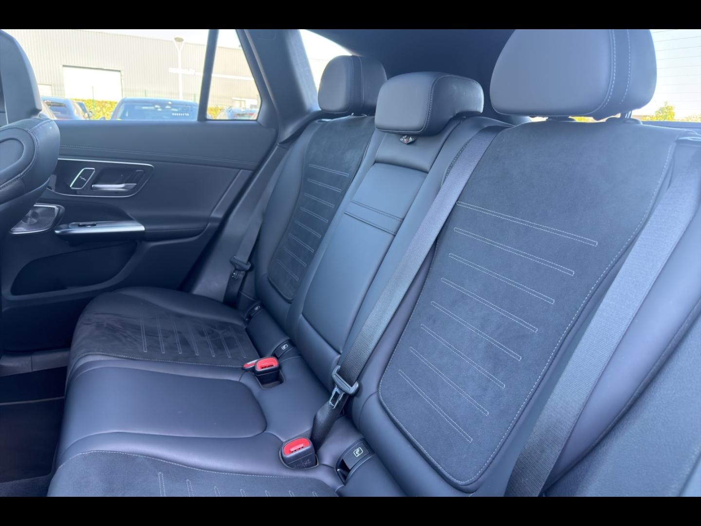 Image MERCEDES-BENZ GLC 300 de Hybrid 333ch AMG Line 4Matic 9G-Tronic