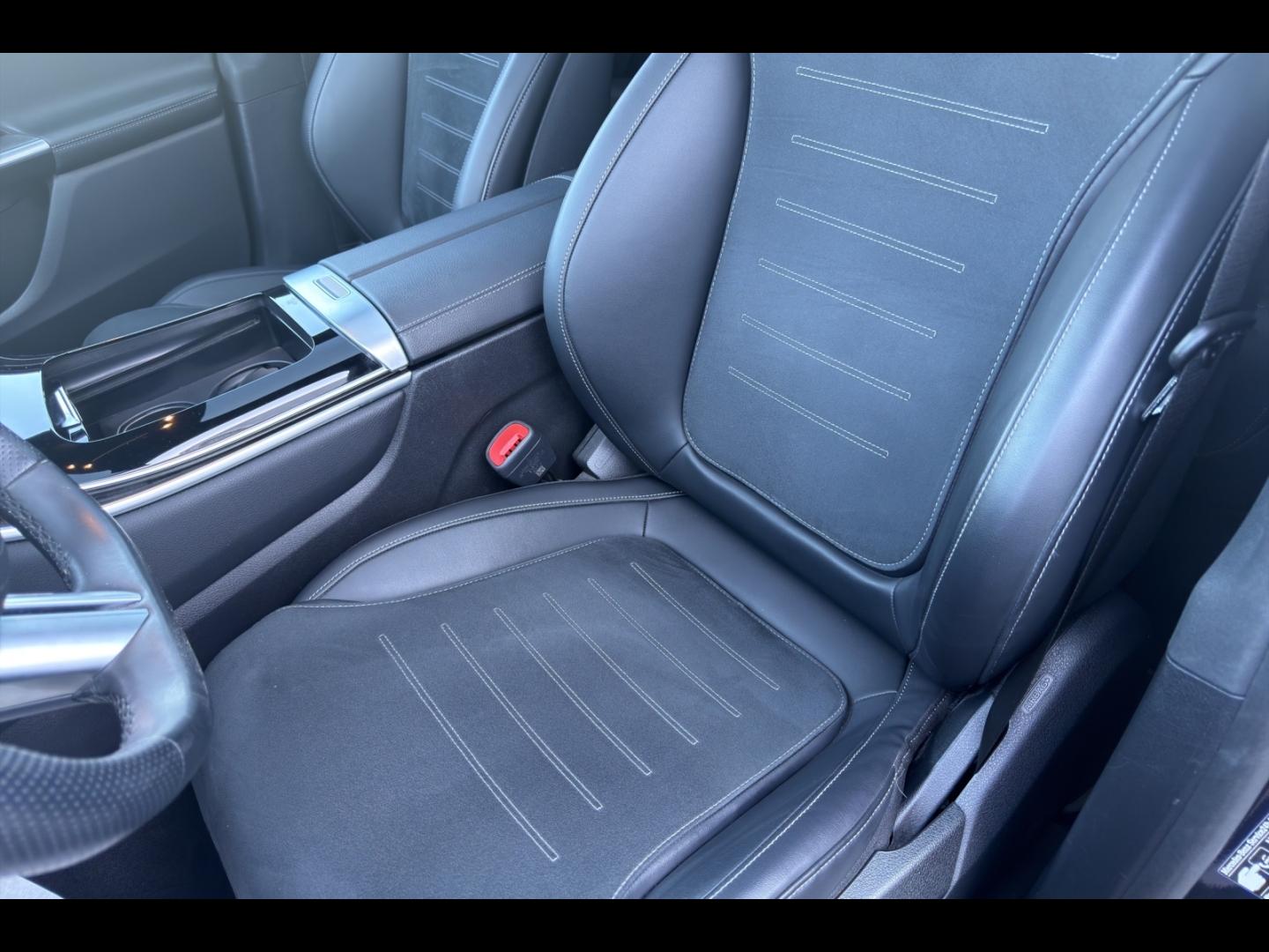 Image MERCEDES-BENZ GLC 300 de Hybrid 333ch AMG Line 4Matic 9G-Tronic