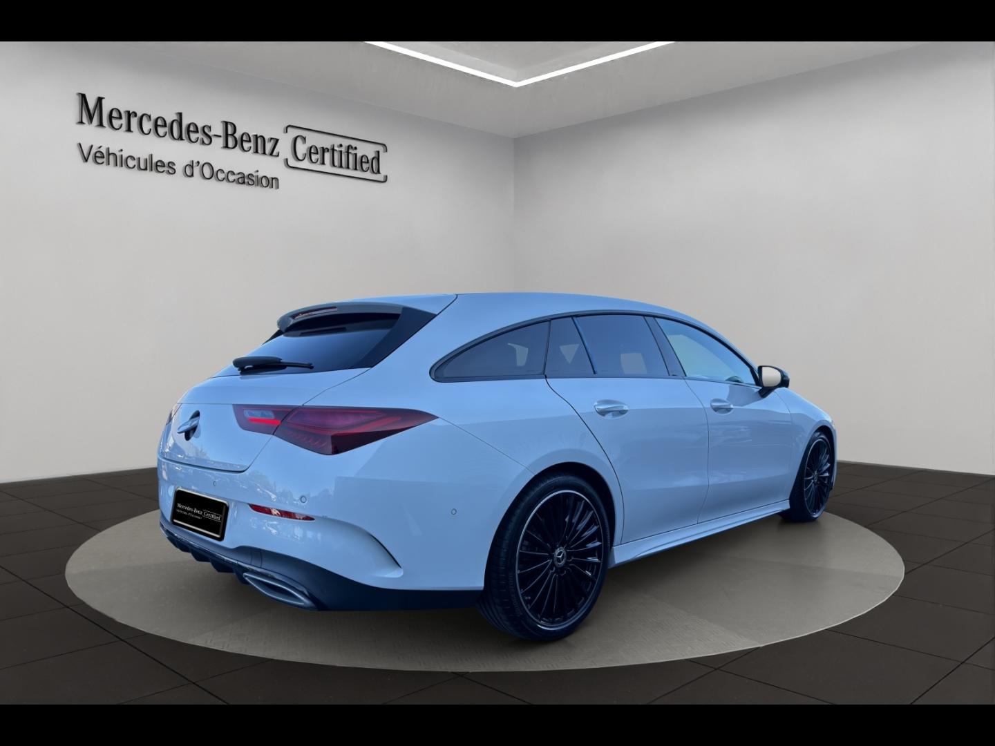Image MERCEDES-BENZ CLA Shooting Brake 200 d 150ch AMG Line 8G-DCT