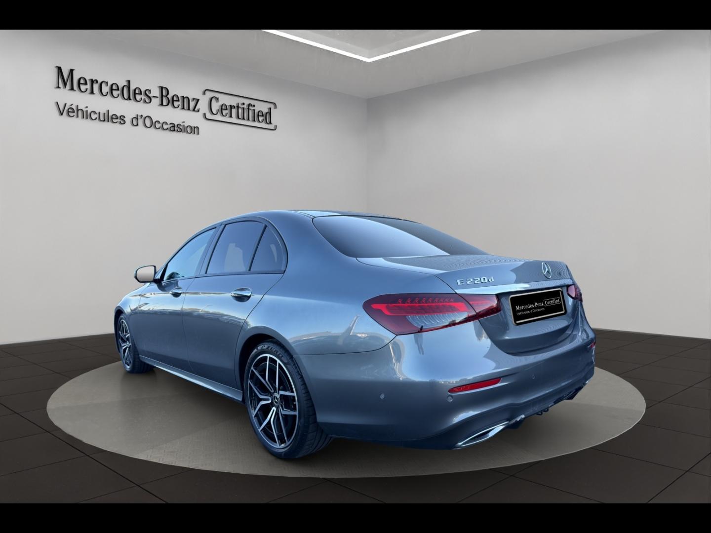 Image MERCEDES-BENZ Classe E 220 d 197+23ch AMG Line 9G-Tronic