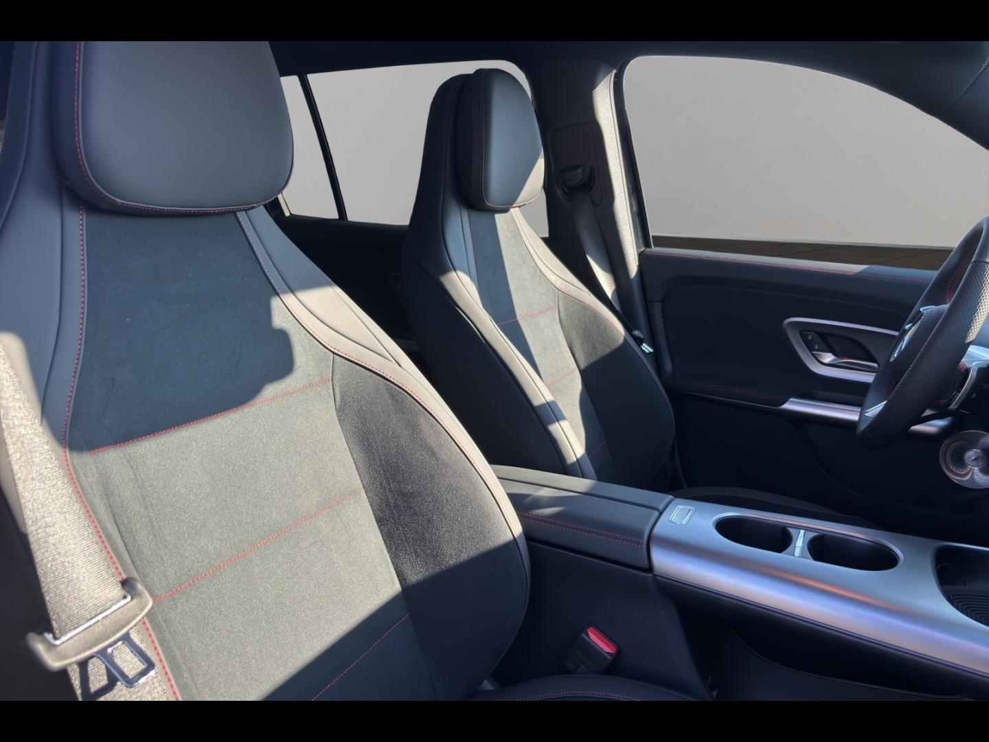 Image MERCEDES-BENZ GLB 250+ EQ 272ch Limited Edition