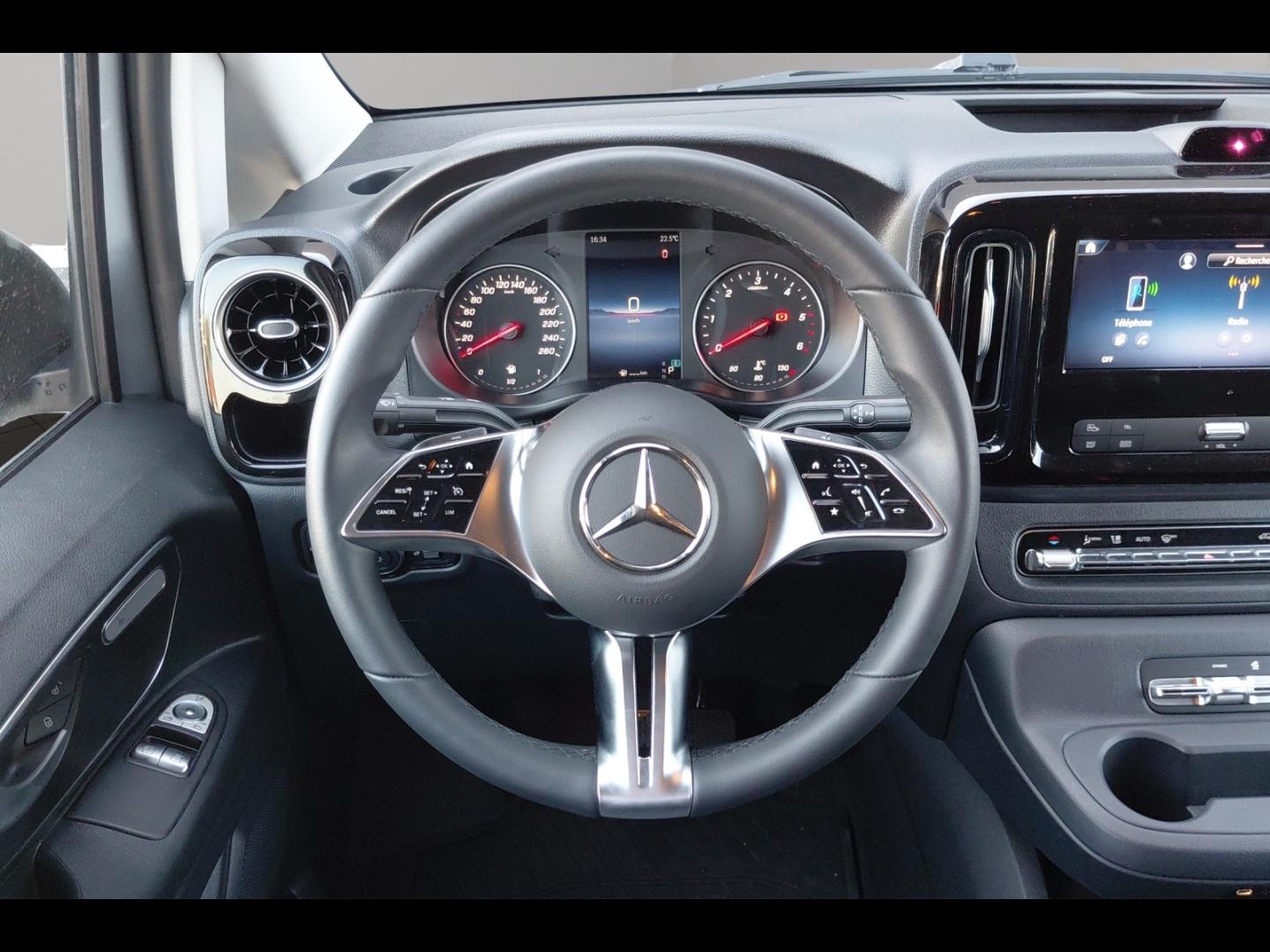 Image MERCEDES-BENZ Vito Fg 119 CDI Long Select Propulsion 9G-Tronic