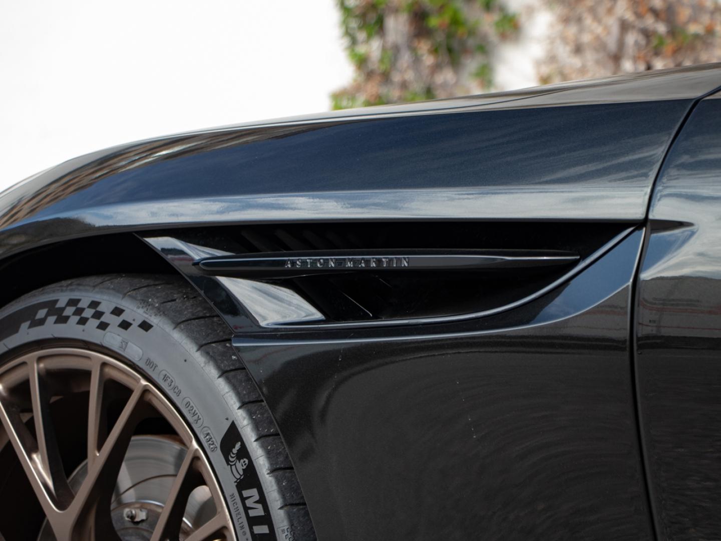 Image ASTON MARTIN DB12 Volante V8 4.0 680ch BVA8