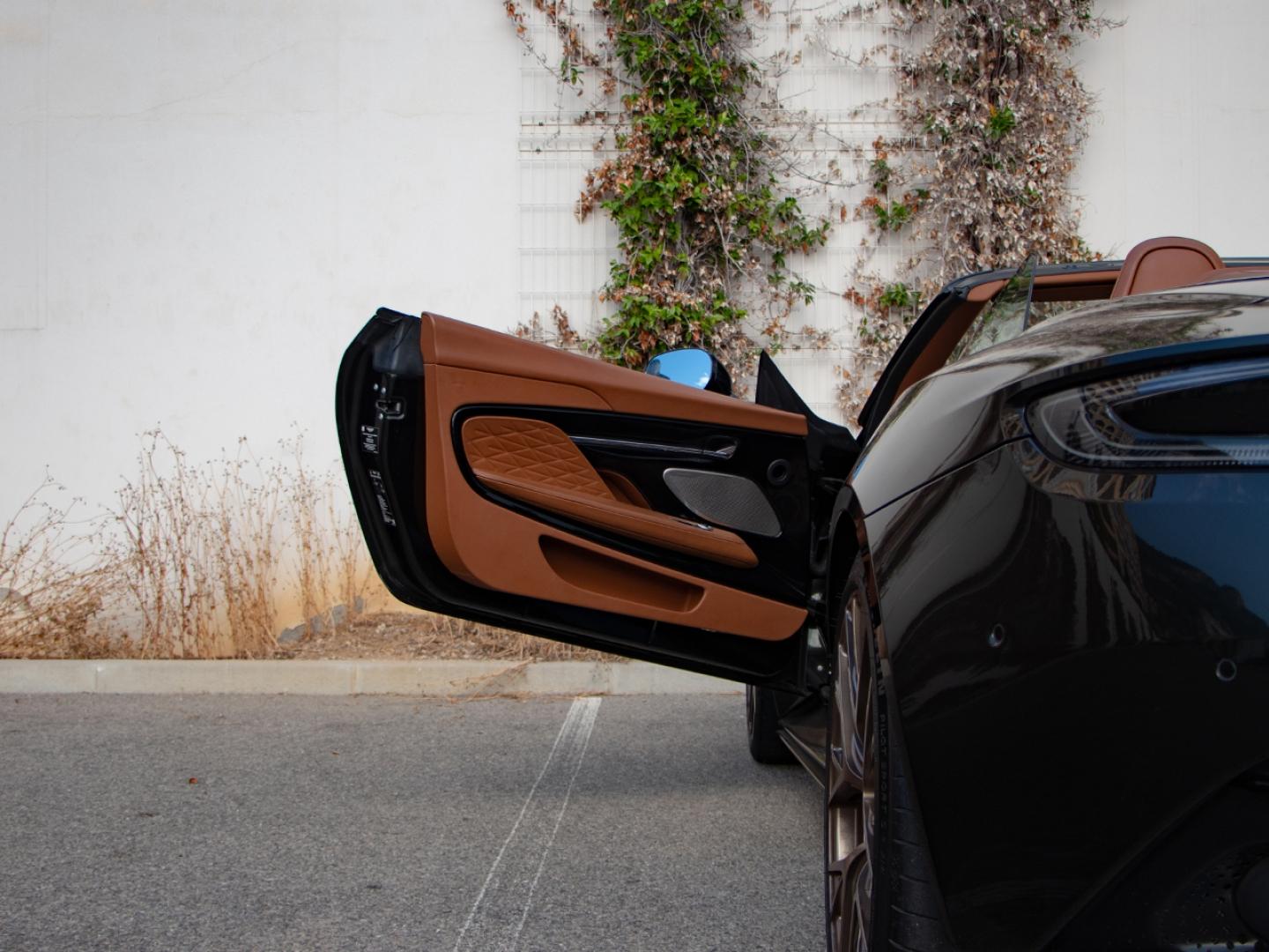 Image ASTON MARTIN DB12 Volante V8 4.0 680ch BVA8
