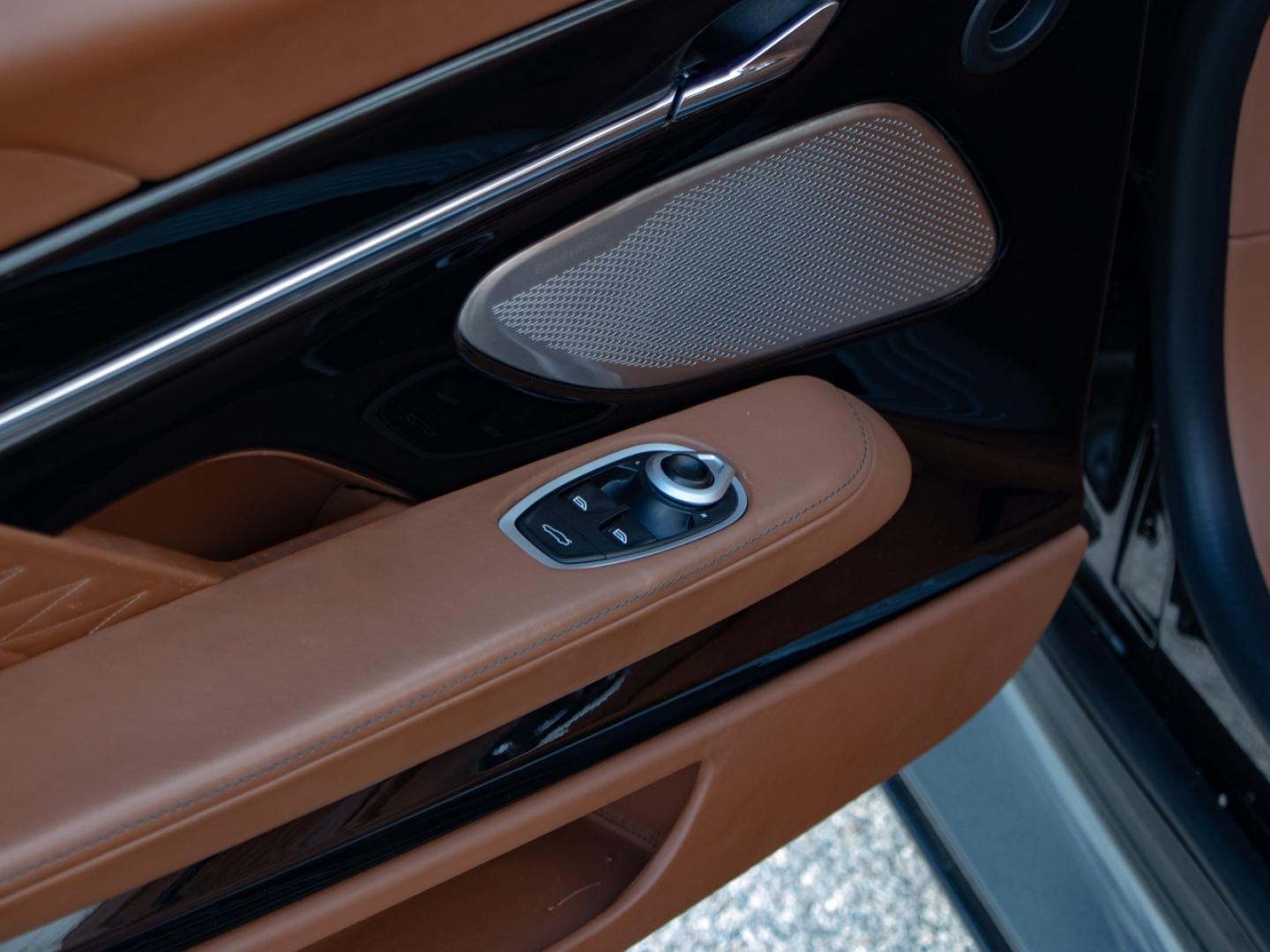 Image ASTON MARTIN DB12 Volante V8 4.0 680ch BVA8