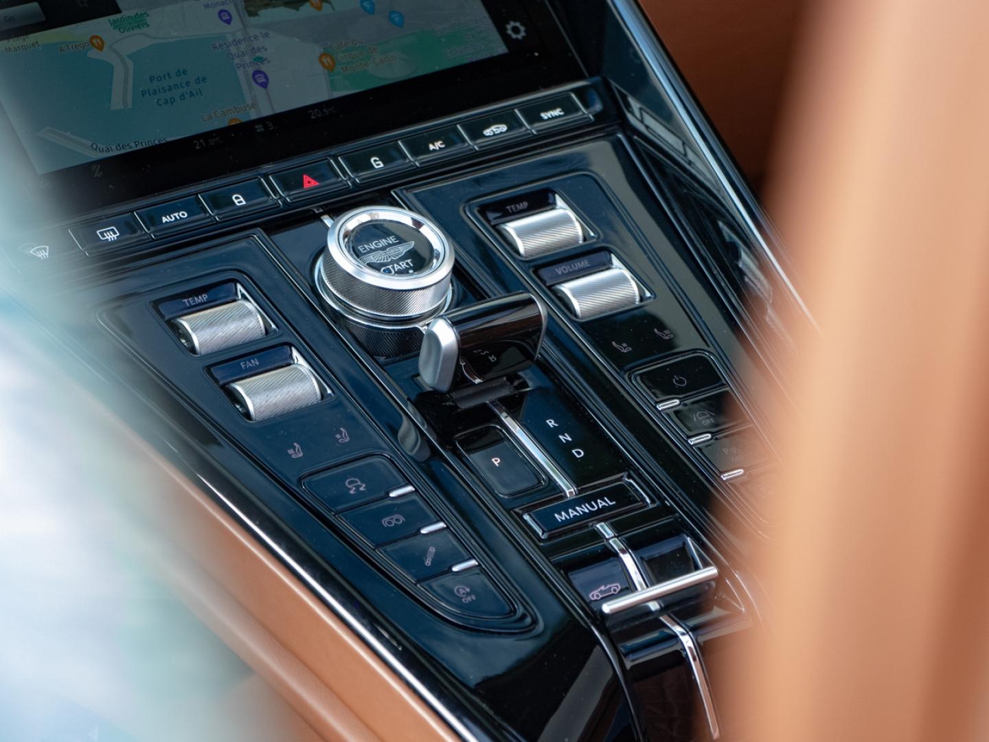 Image ASTON MARTIN DB12 Volante V8 4.0 680ch BVA8