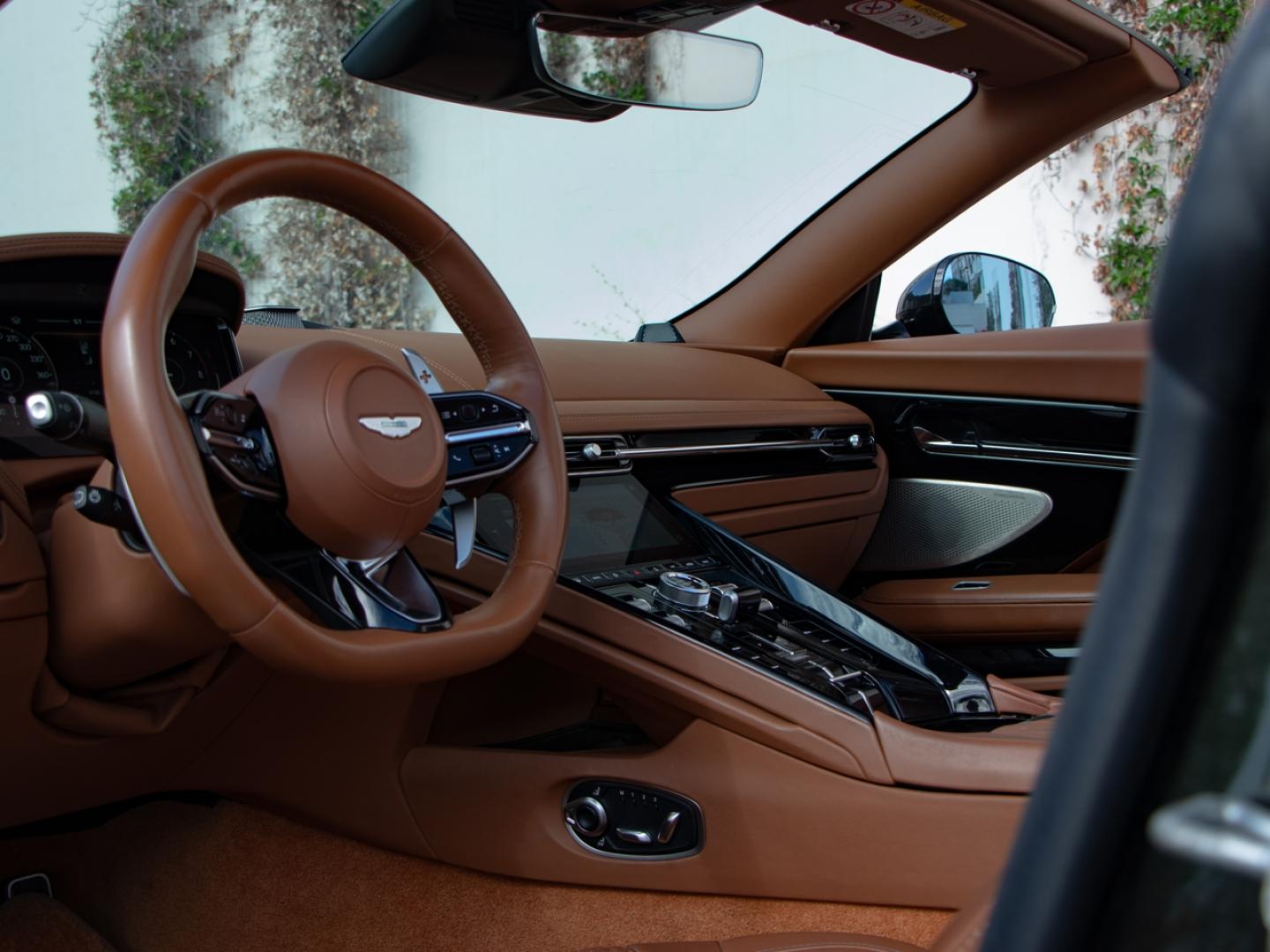 Image ASTON MARTIN DB12 Volante V8 4.0 680ch BVA8