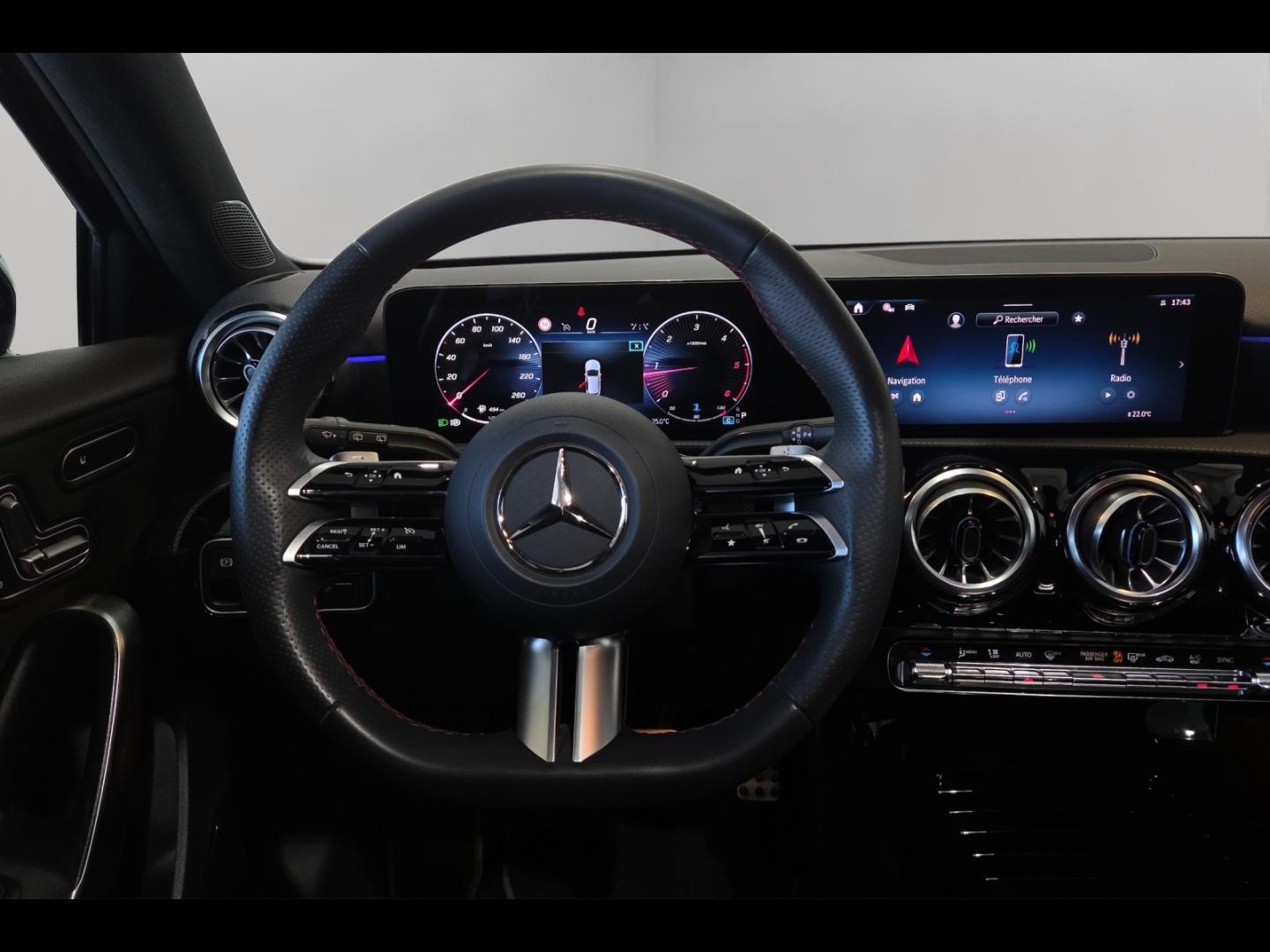 Image MERCEDES-BENZ Classe A 200 d 150ch AMG Line 8G-DCT