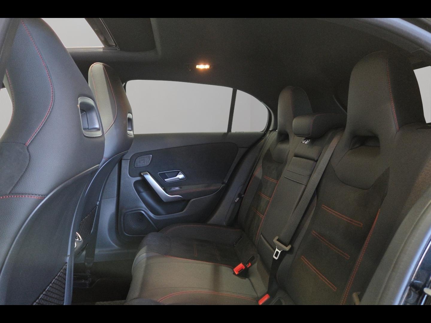 Image MERCEDES-BENZ Classe A 200 d 150ch AMG Line 8G-DCT