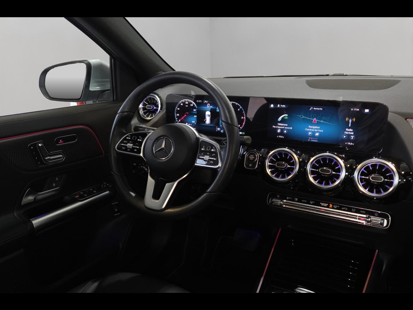 Image MERCEDES-BENZ GLA 200 d 150ch Progressive Line 8G-DCT