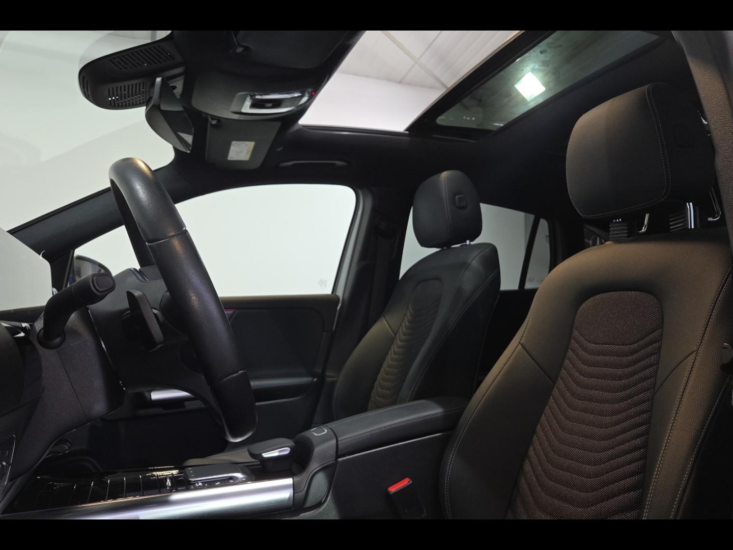 Image MERCEDES-BENZ GLA 200 d 150ch Progressive Line 8G-DCT