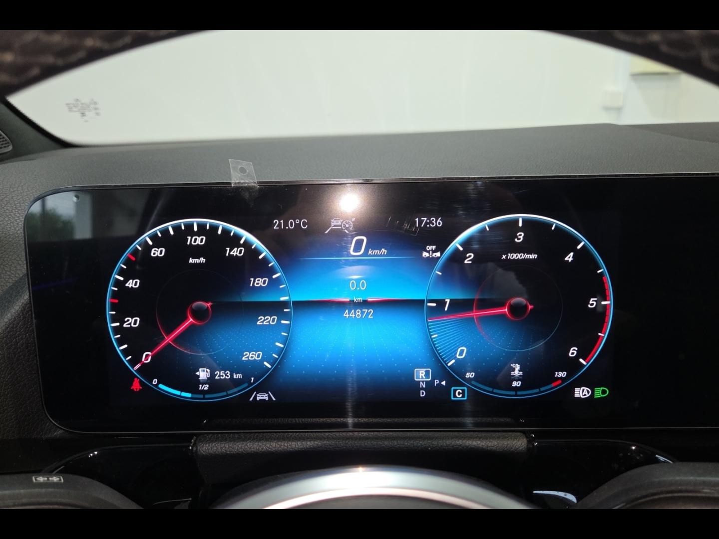 Image MERCEDES-BENZ GLA 200 d 150ch Progressive Line 8G-DCT