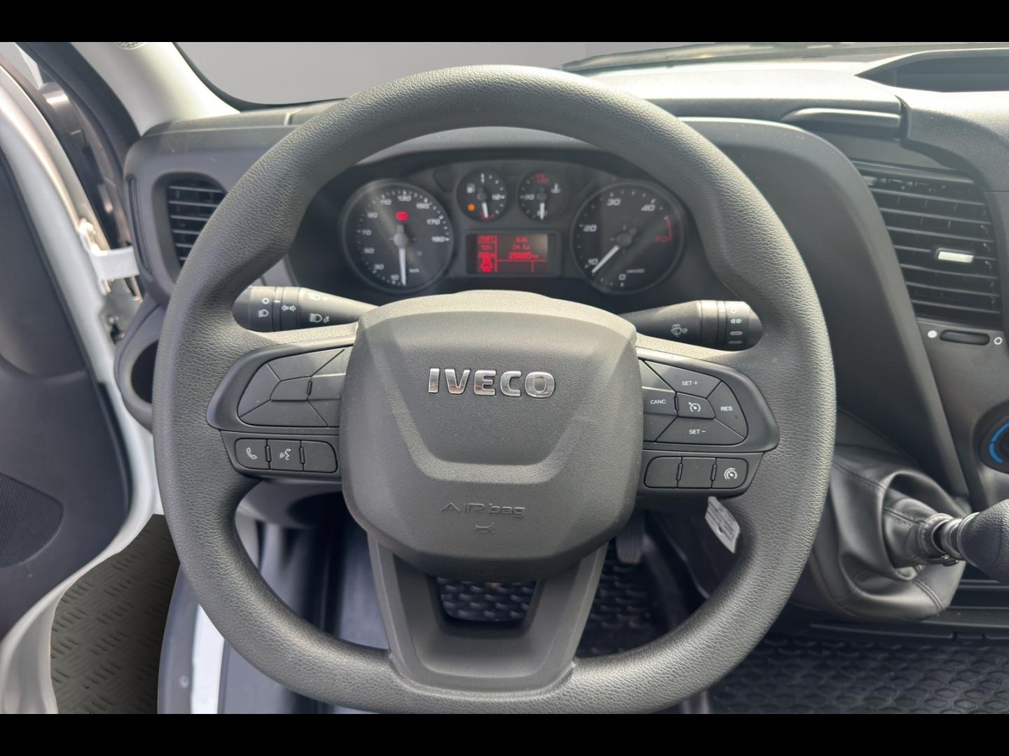 Image IVECO Daily CCb 35C16H3.0 empattement 4100