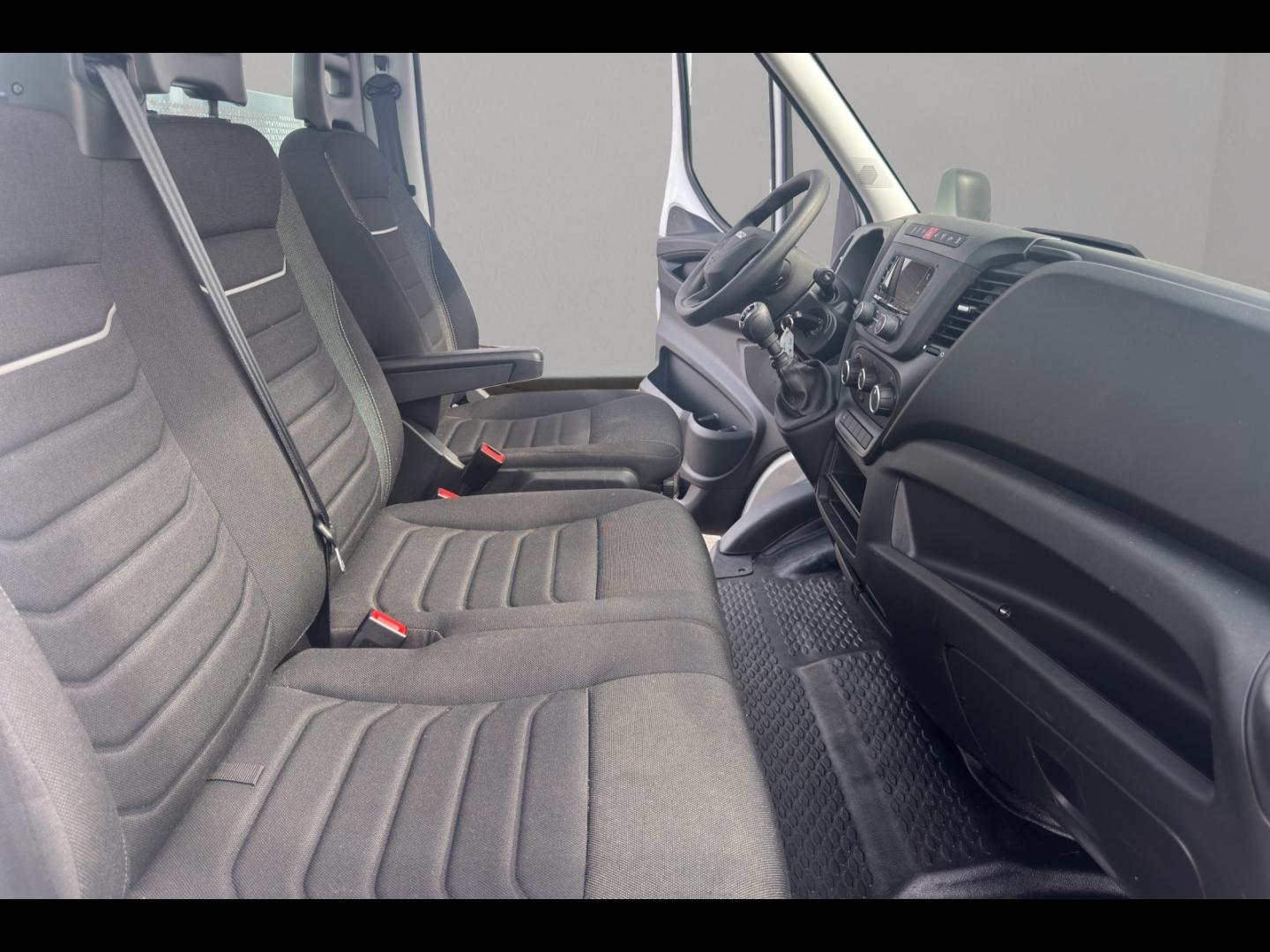 Image IVECO Daily CCb 35C16H3.0 empattement 4100