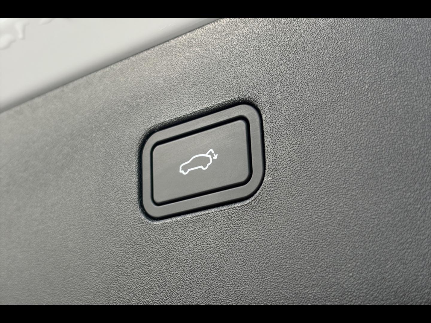 Image VOLVO EX30 Cross Country P5 Long Range 272ch 69kWh Ultra