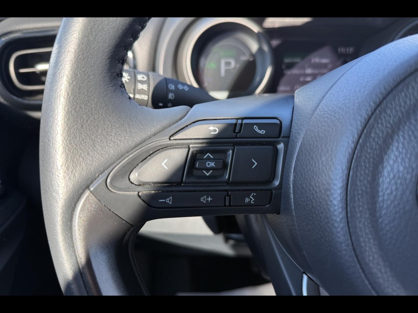 Image TOYOTA Yaris Cross 116h Dynamic Business + Programme Beyond Zero Academy MY22