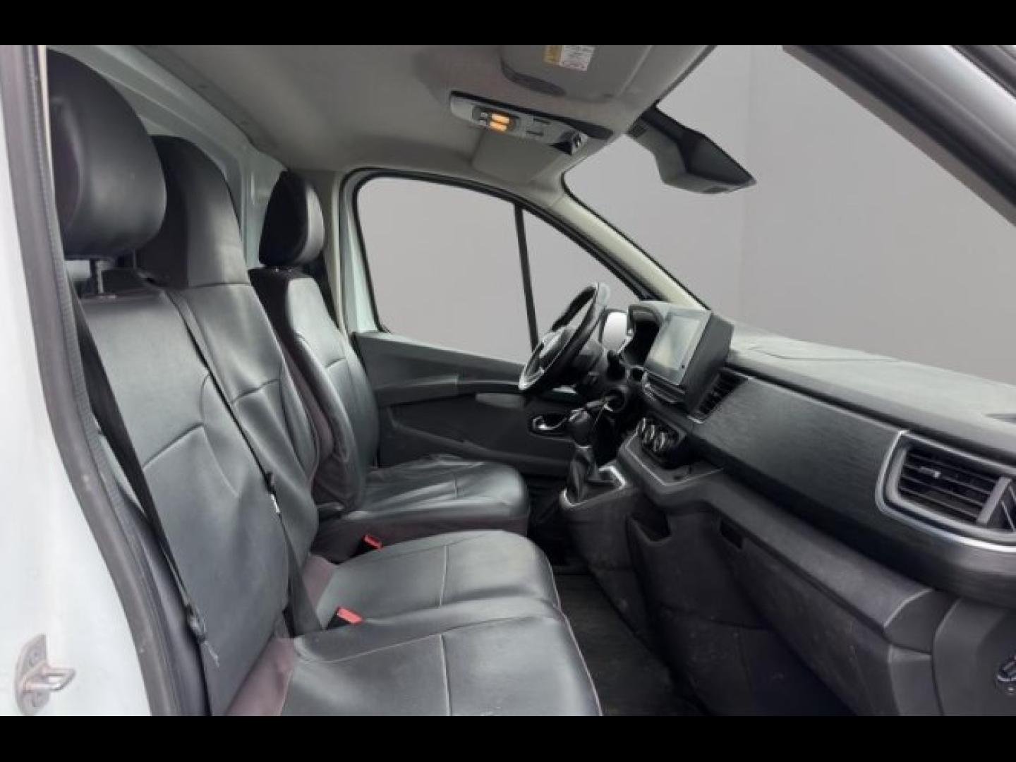 Image NISSAN Primastar Fg L2H1 3t1 2.0 dCi 150ch Tekna DCT