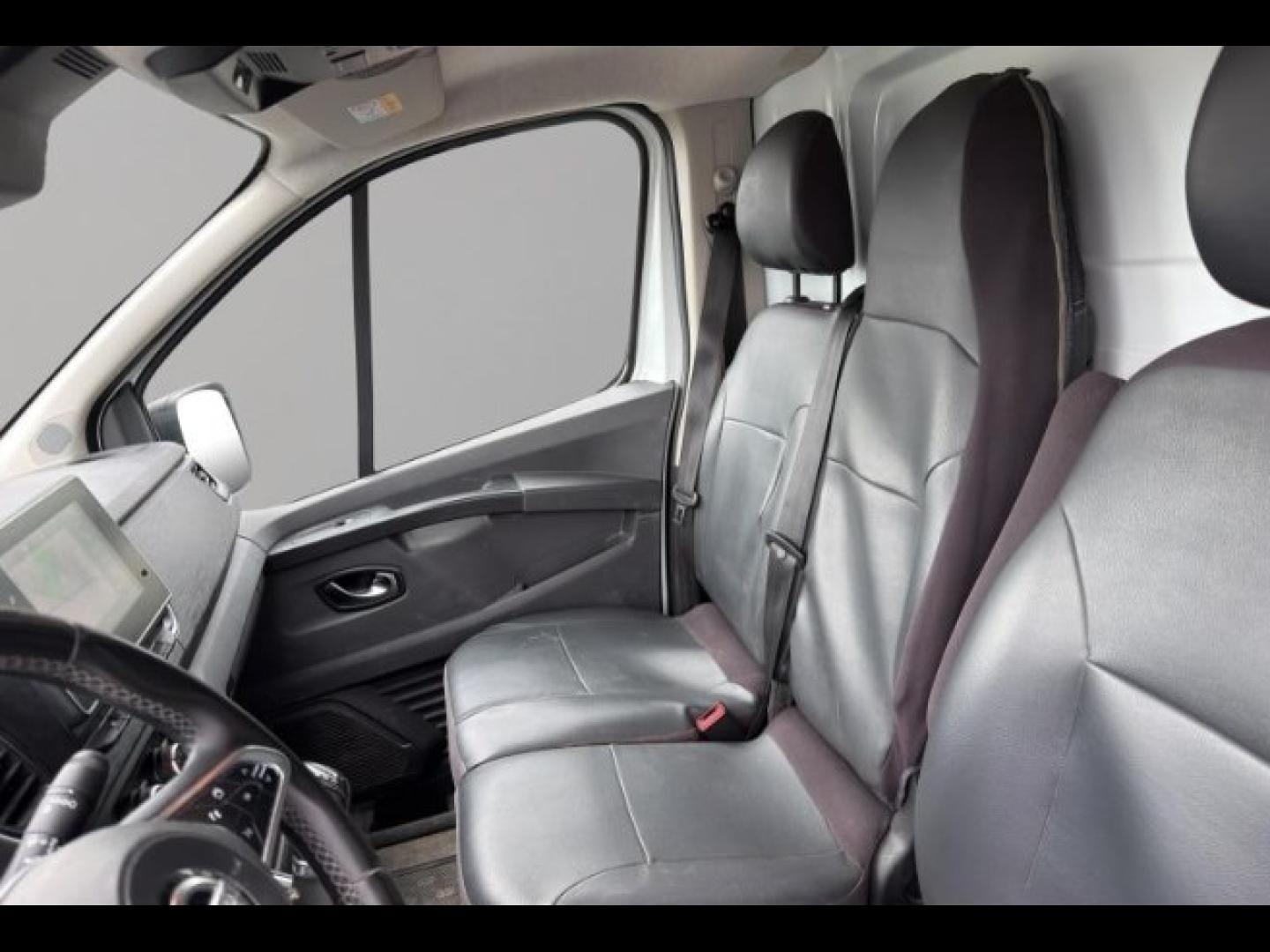 Image NISSAN Primastar Fg L2H1 3t1 2.0 dCi 150ch Tekna DCT