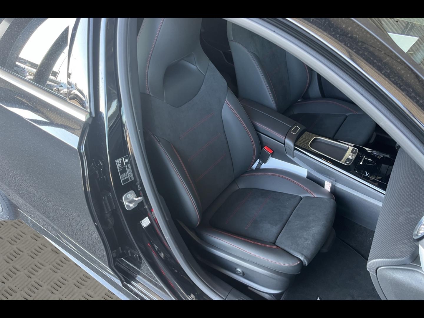 Image MERCEDES-BENZ Classe A 200 163ch Star Edition 7G-DCT