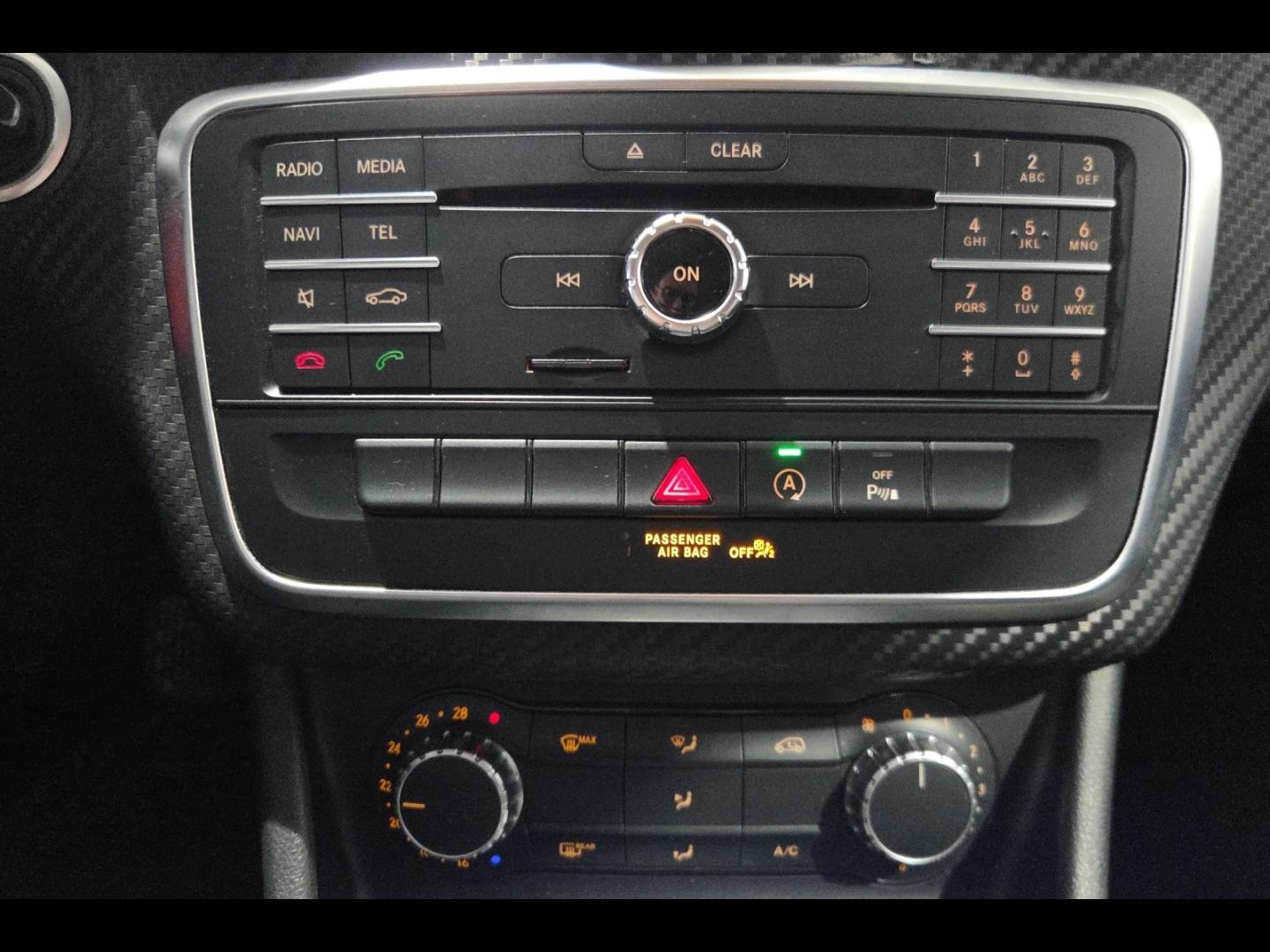 Image MERCEDES-BENZ GLA 180 Inspiration