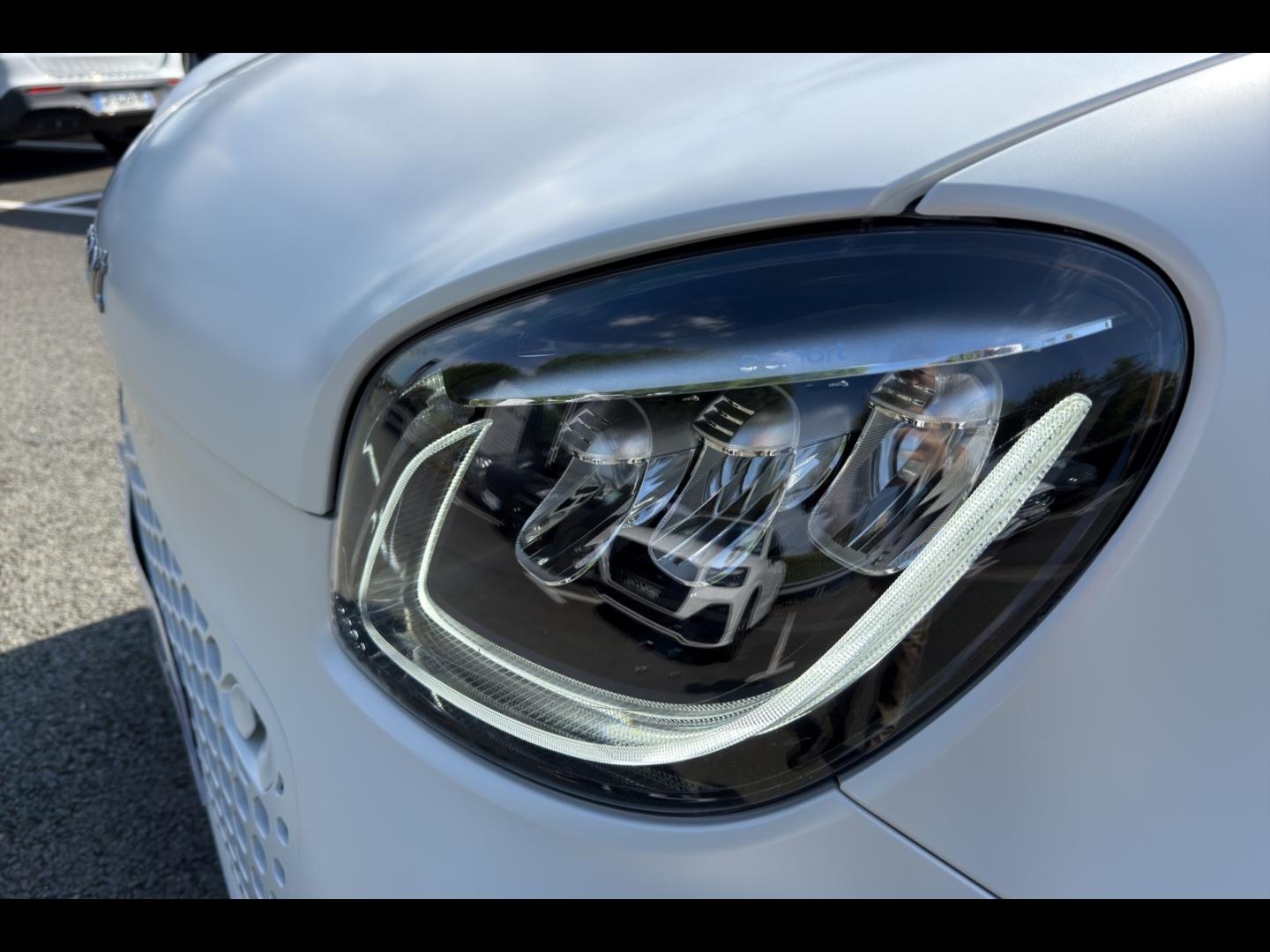 Image SMART Fortwo Coupe EQ 82ch prime