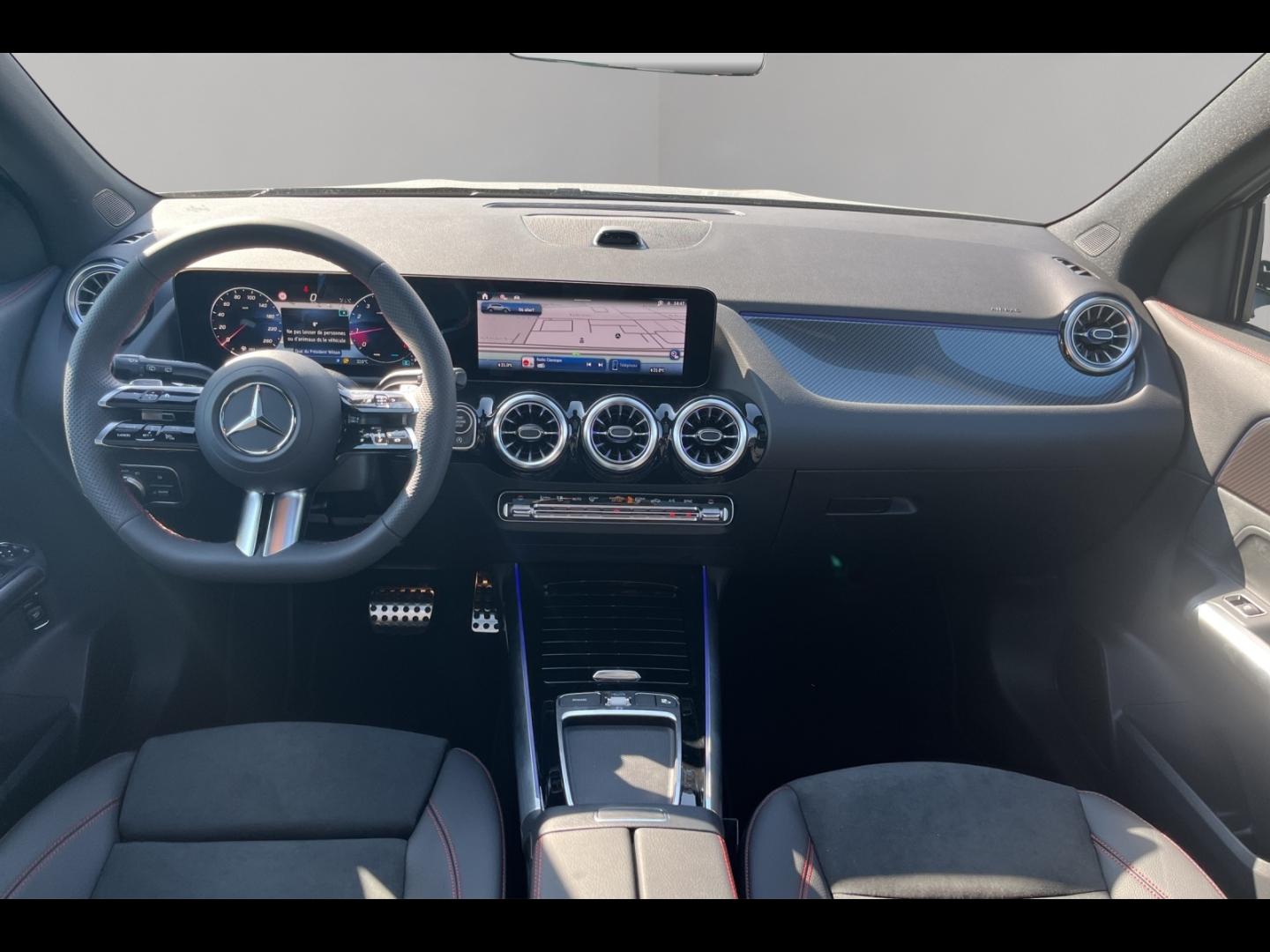 Image MERCEDES-BENZ GLA 180 136ch Edition 140 7G-DCT