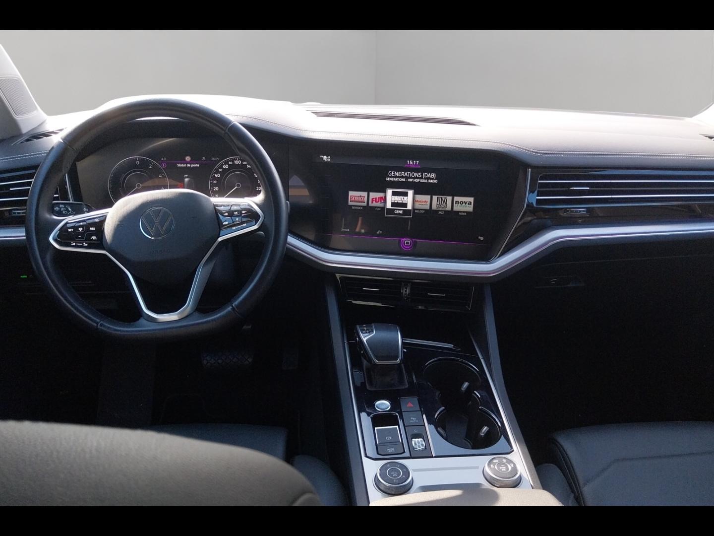 Image VOLKSWAGEN Touareg 3.0 TSI eHybrid 381ch Atmosphère 4Motion BVA8
