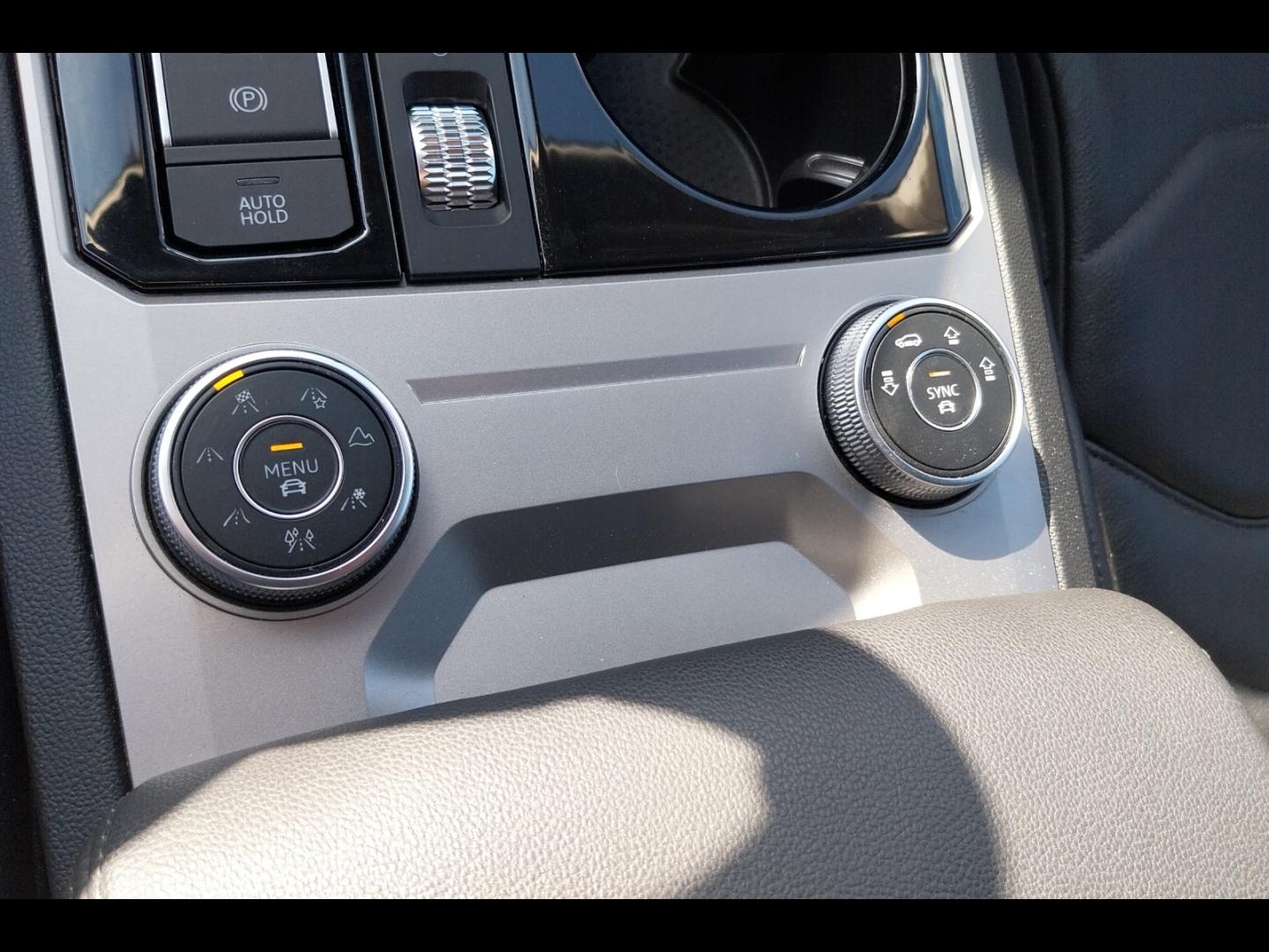 Image VOLKSWAGEN Touareg 3.0 TSI eHybrid 381ch Atmosphère 4Motion BVA8