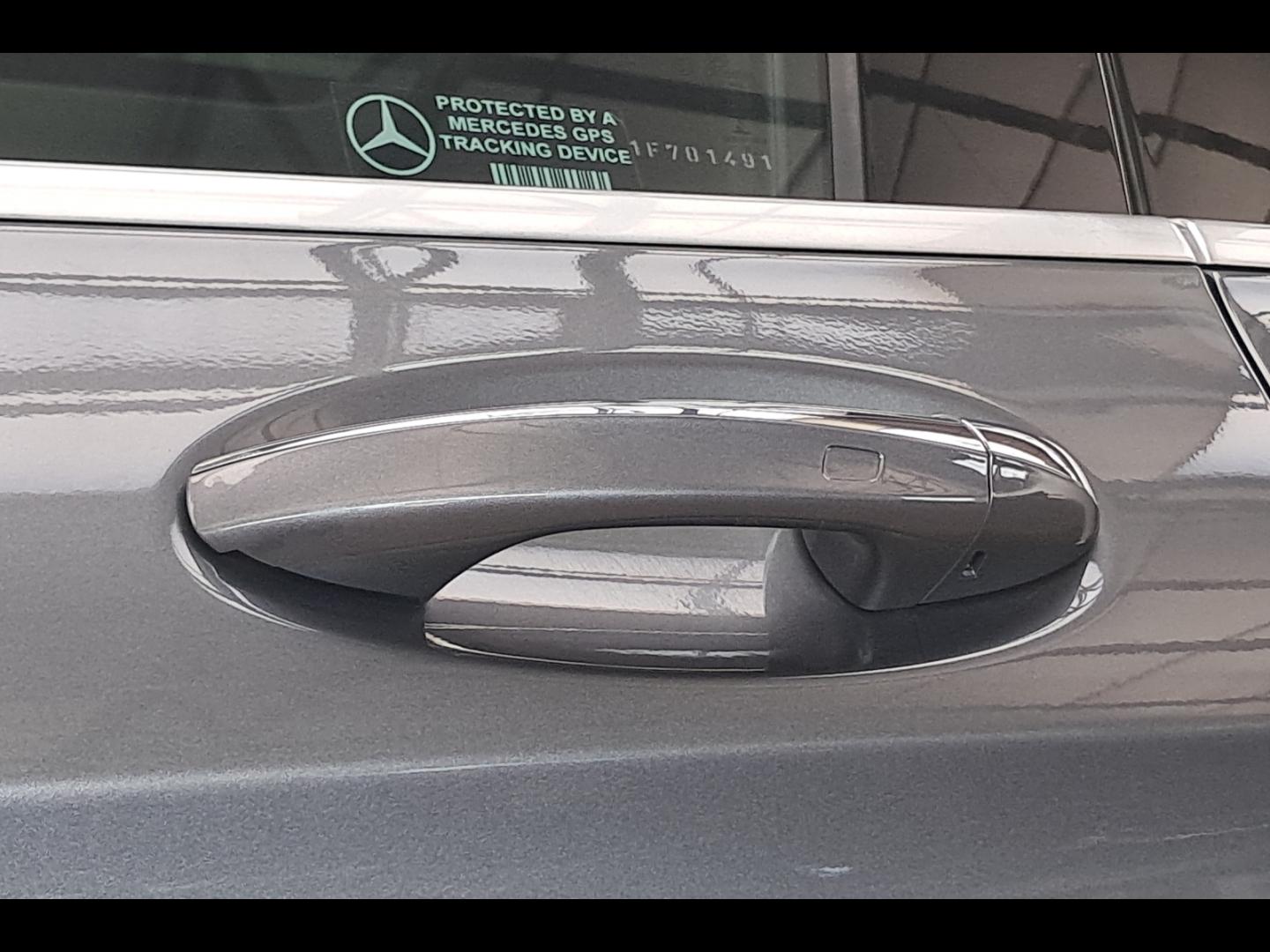 Image MERCEDES-BENZ GLC 300 e 211+122ch AMG Line 4Matic 9G-Tronic Euro6d-T-EVAP-ISC