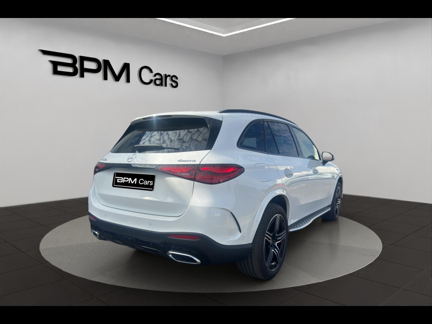 Image MERCEDES-BENZ GLC 300 e Hybrid 313ch AMG Line + 4Matic 9G-Tronic