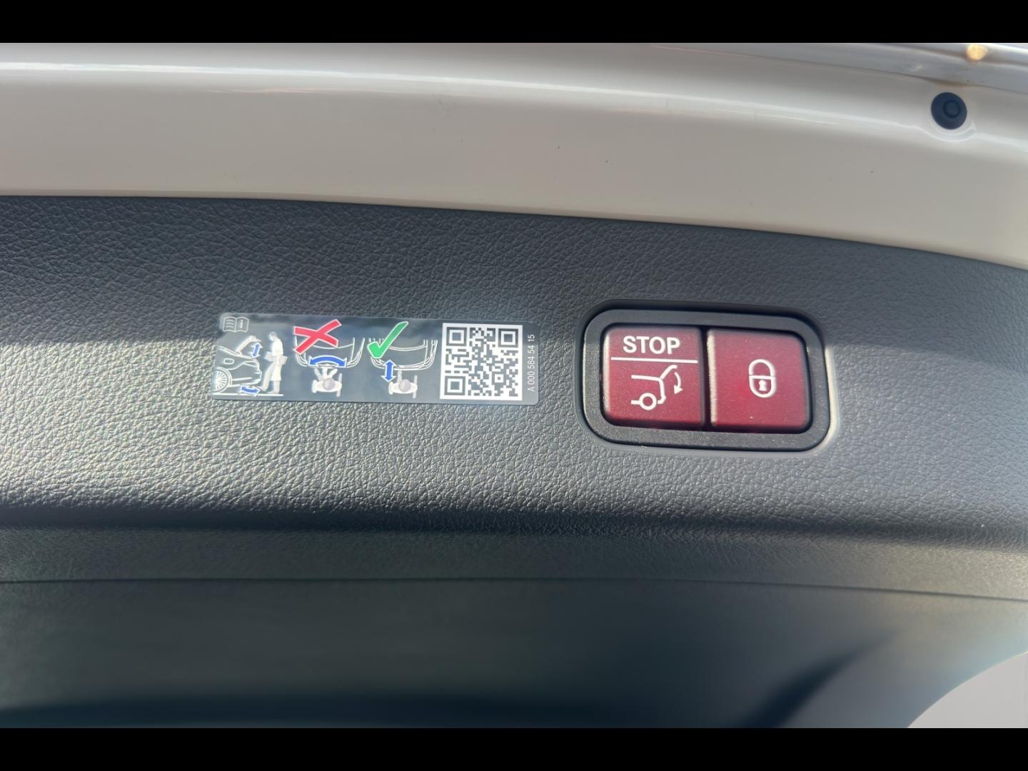 Image MERCEDES-BENZ GLC 300 e Hybrid 313ch AMG Line + 4Matic 9G-Tronic