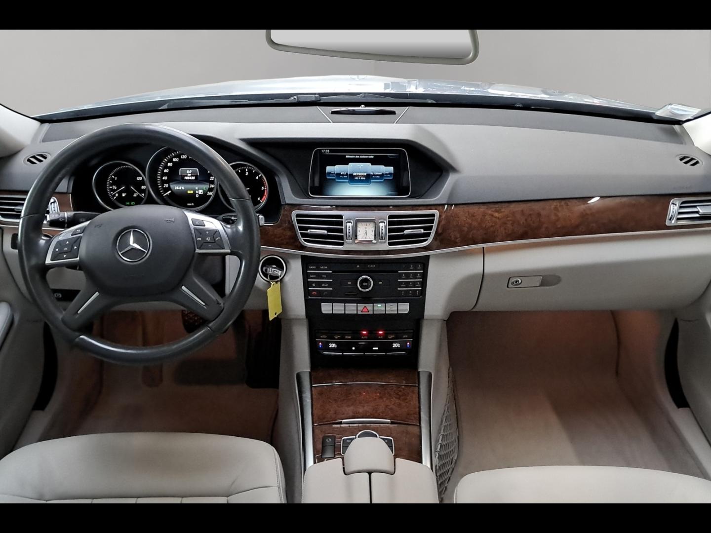 Image MERCEDES-BENZ Classe E 250 CDI Executive 7G-Tronic+