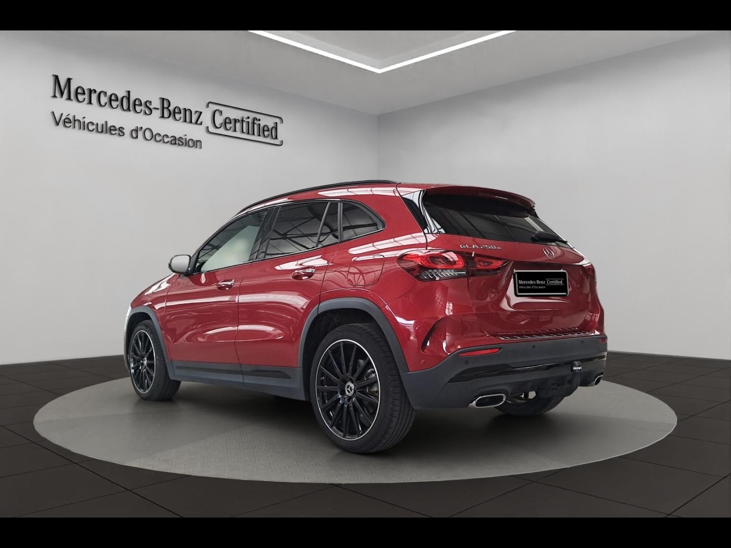Image MERCEDES-BENZ GLA 250 e 160+102ch AMG Line 8G-DCT