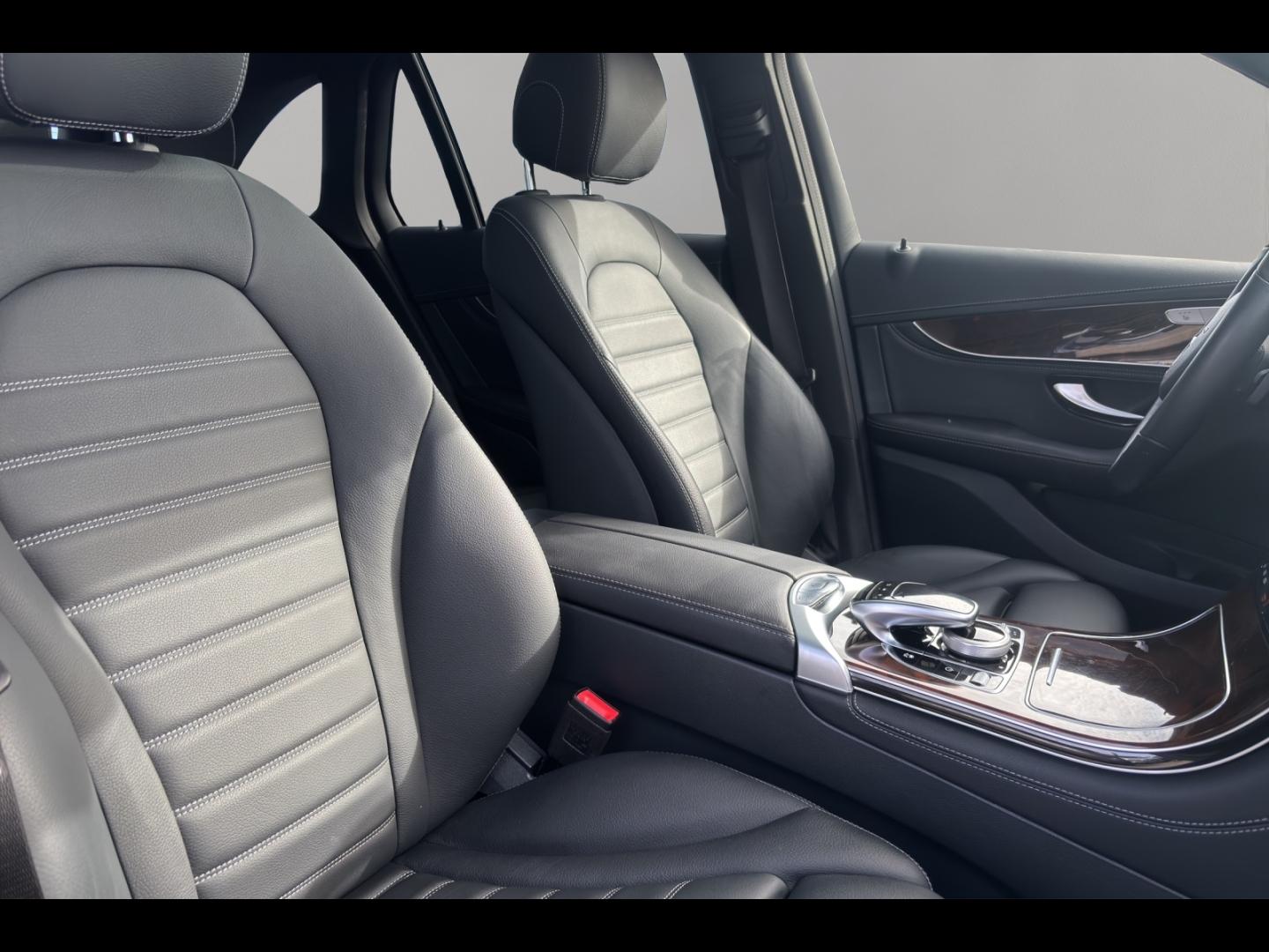 Image MERCEDES-BENZ GLC 250 211ch Fascination 4Matic 9G-Tronic Euro6d-T