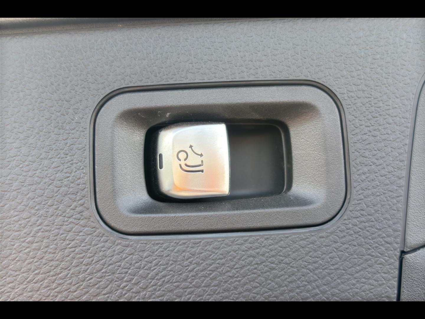 Image MERCEDES-BENZ GLC 250 211ch Fascination 4Matic 9G-Tronic Euro6d-T