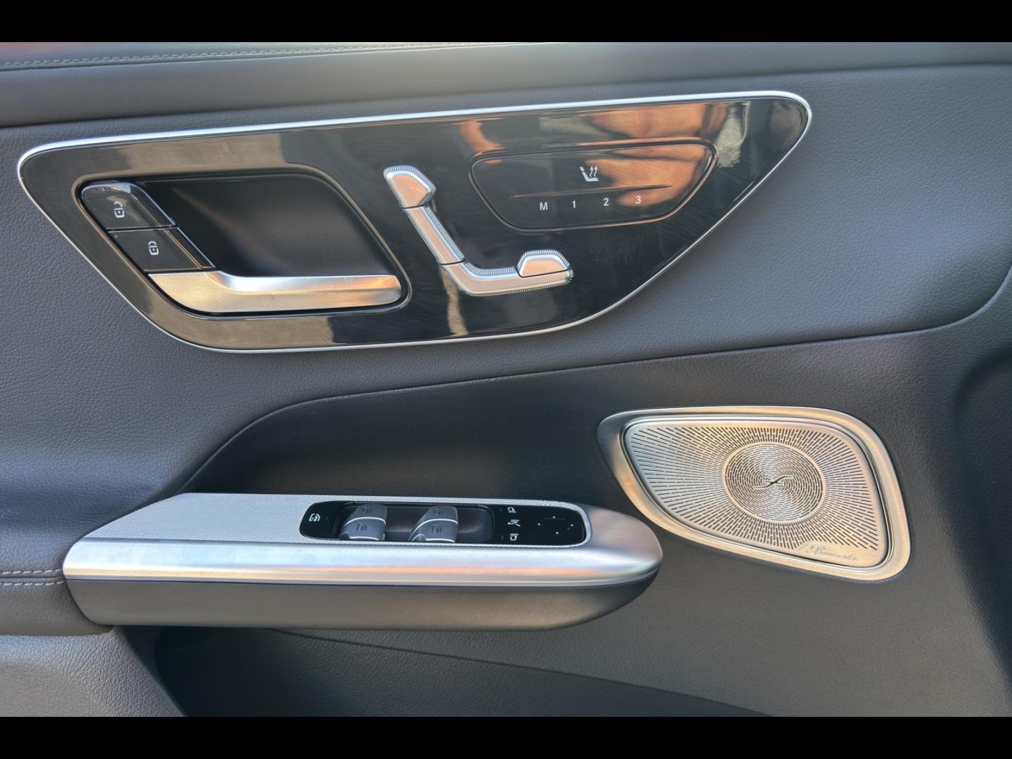 Image MERCEDES-BENZ GLC 220 d 197ch AMG Line 4Matic 9G-Tronic