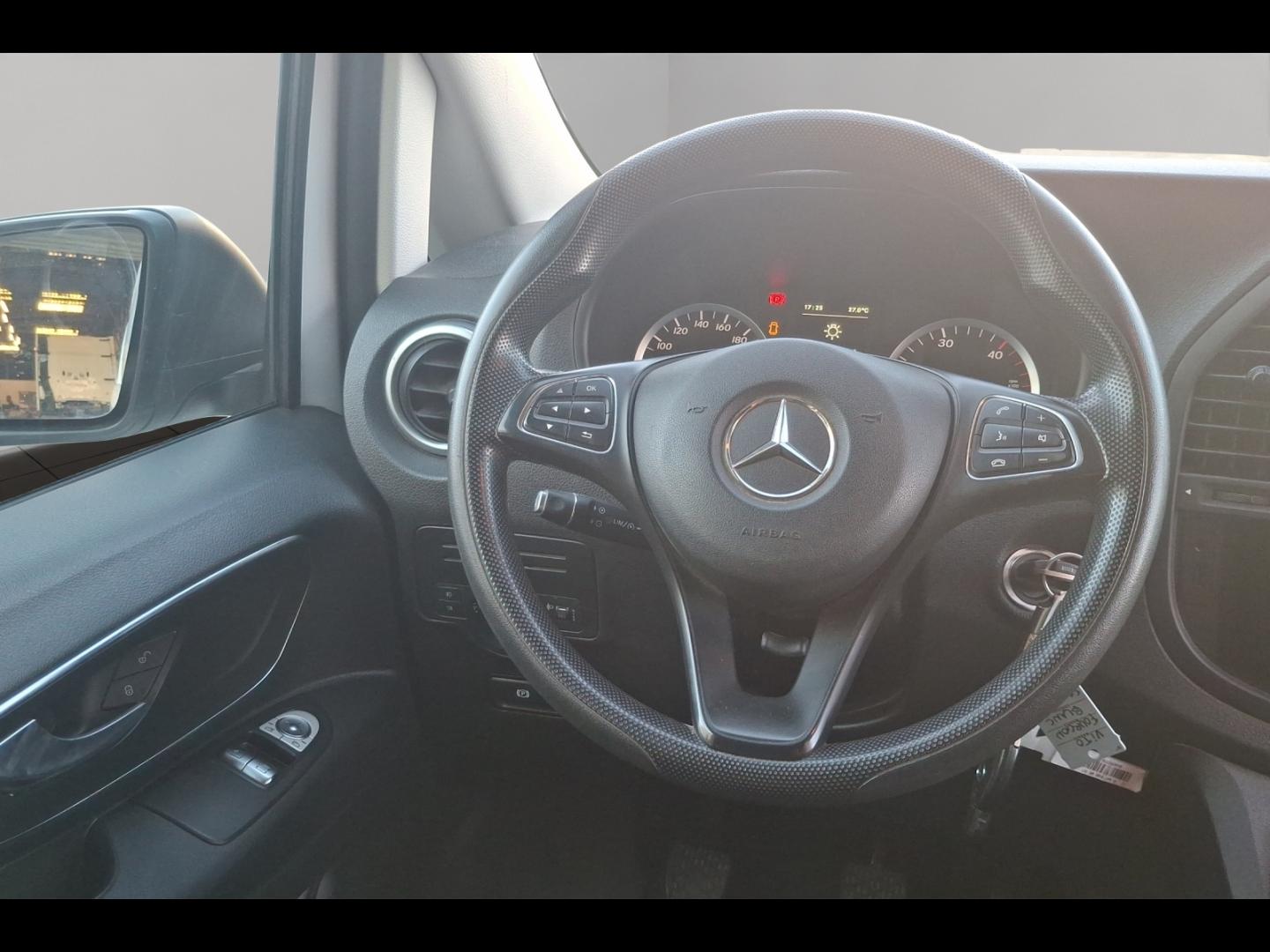 Image MERCEDES-BENZ Vito Fg 114 CDI Long Pro E6 Propulsion