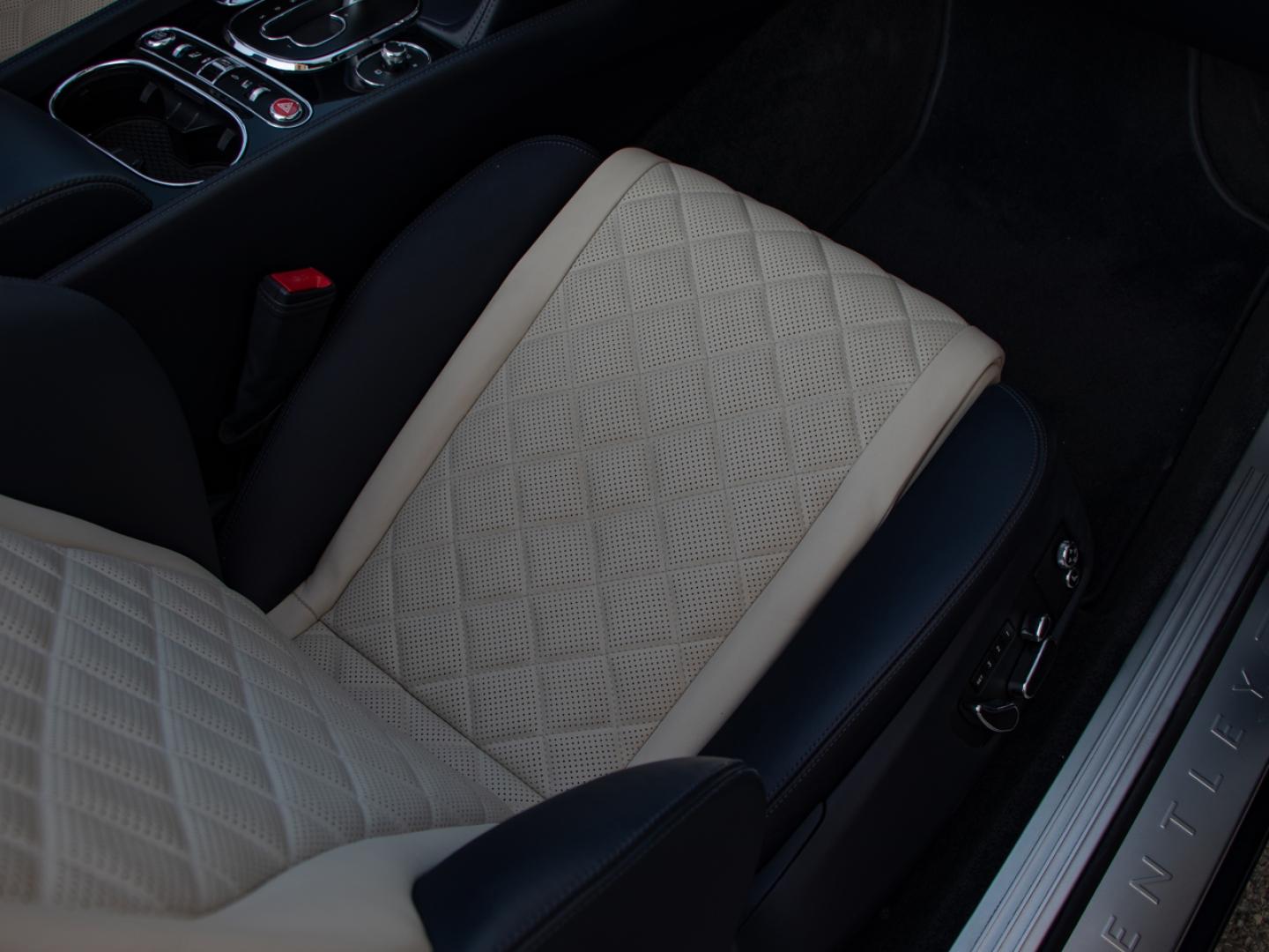 Image BENTLEY CONTINENTAL GTC V8 4.0 507ch