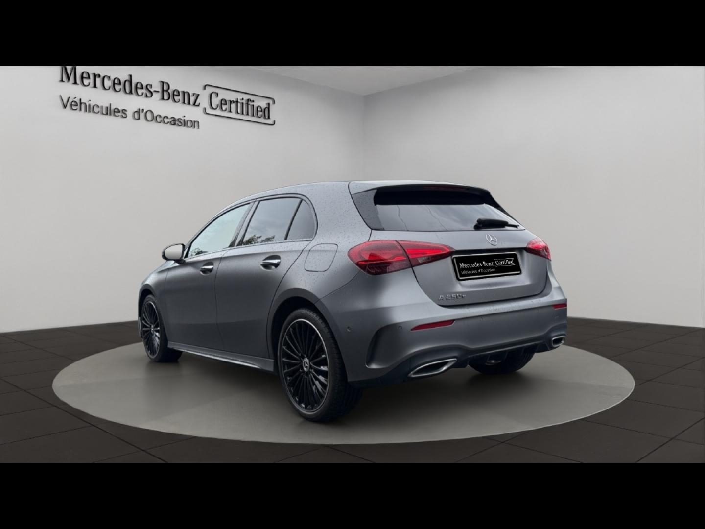Image MERCEDES-BENZ Classe A 250 e 163+109ch AMG Line 8G-DCT