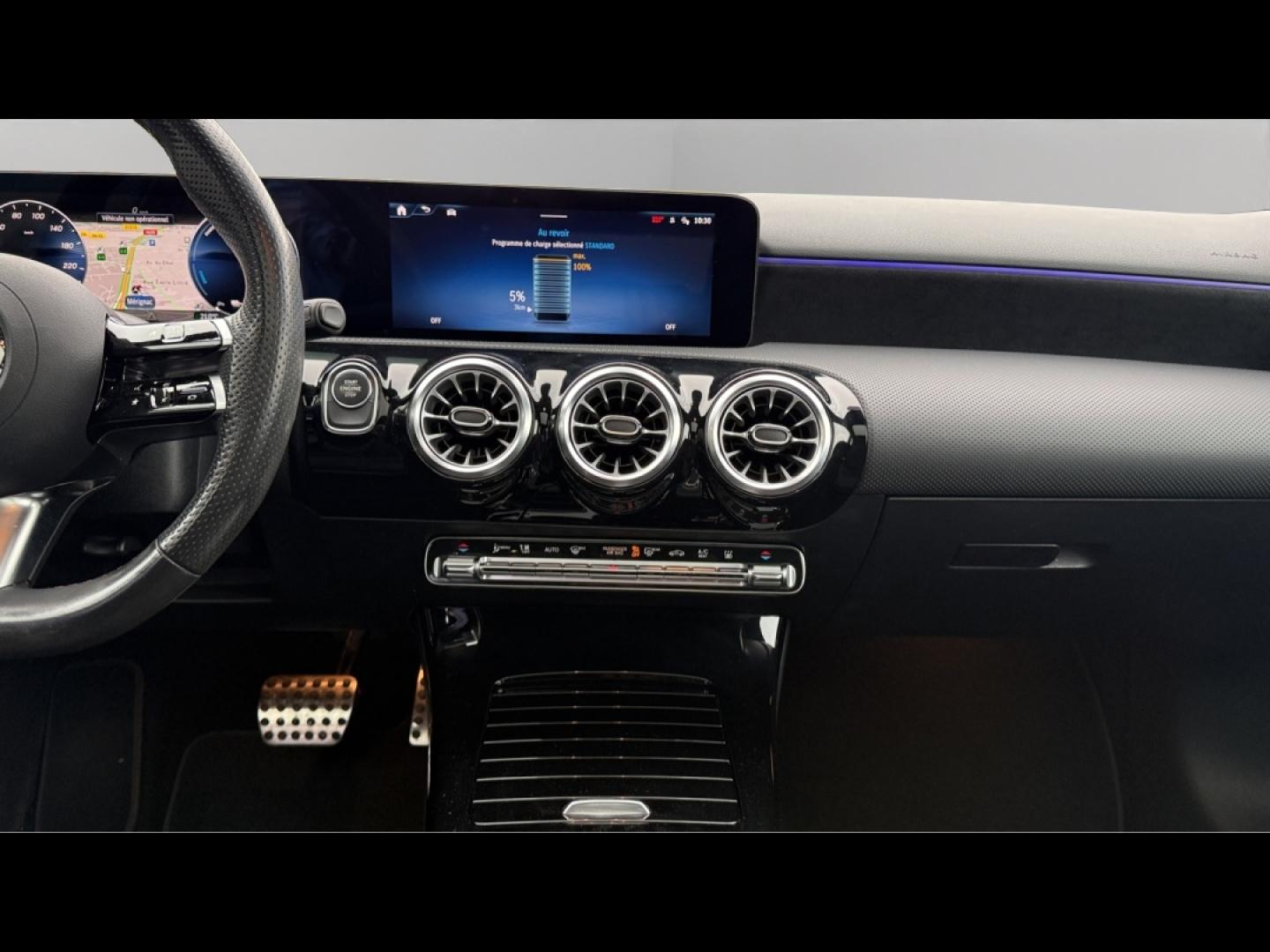 Image MERCEDES-BENZ Classe A 250 e 163+109ch AMG Line 8G-DCT